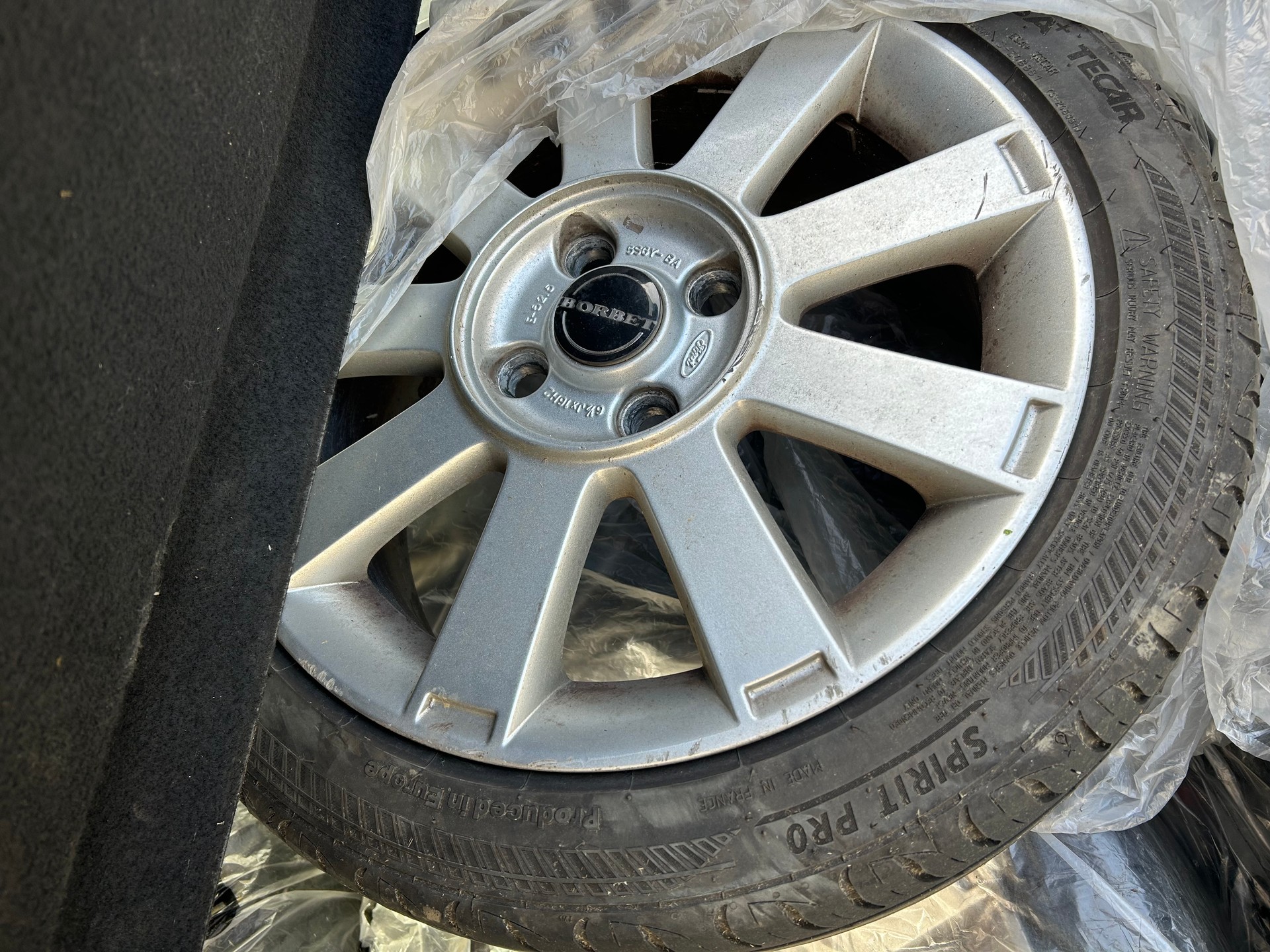 FORD Fiesta 1.4 16V Trend-image-10