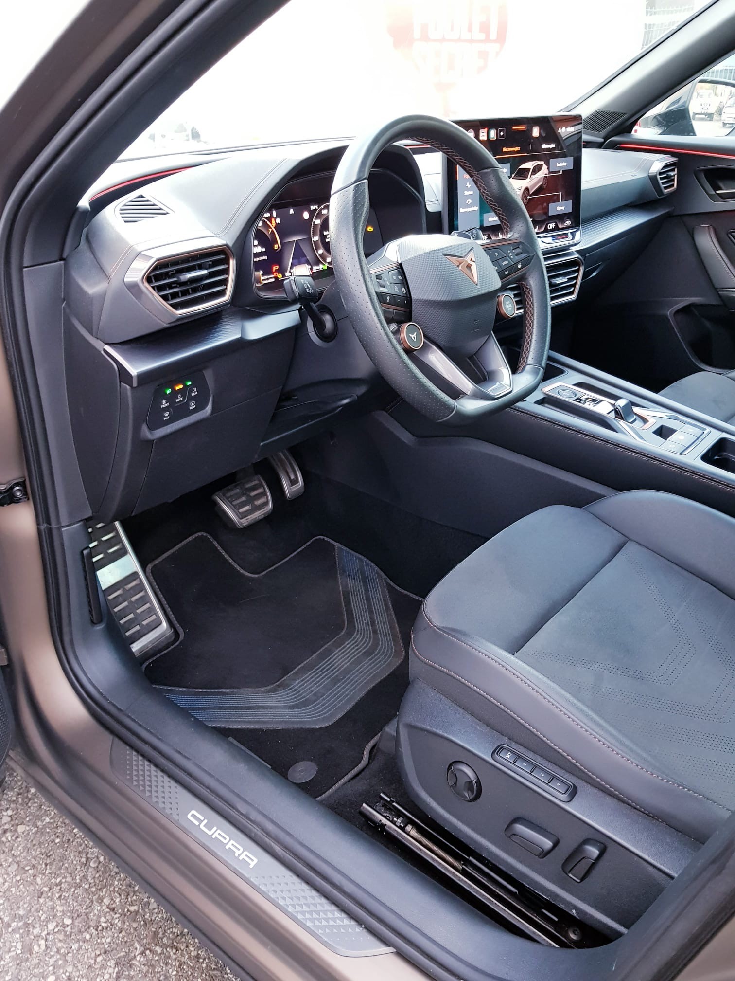 CUPRA 1.5 eHybrid VZ DSG-image-7