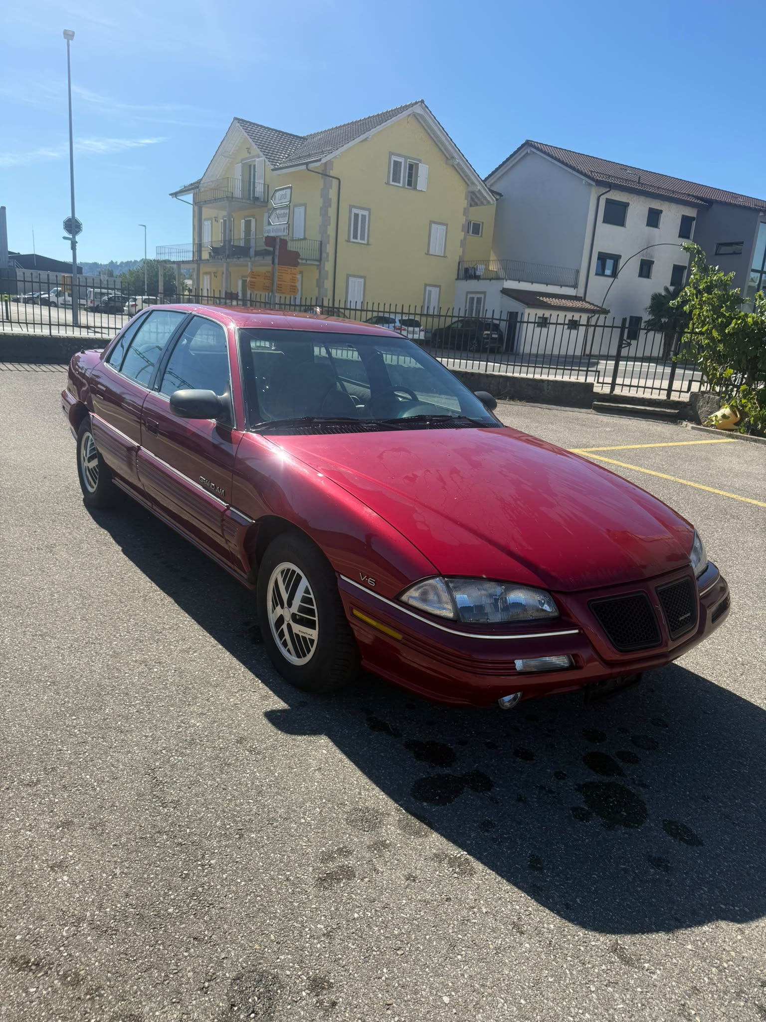 PONTIAC Grand-AM 3.3 SE-image-0