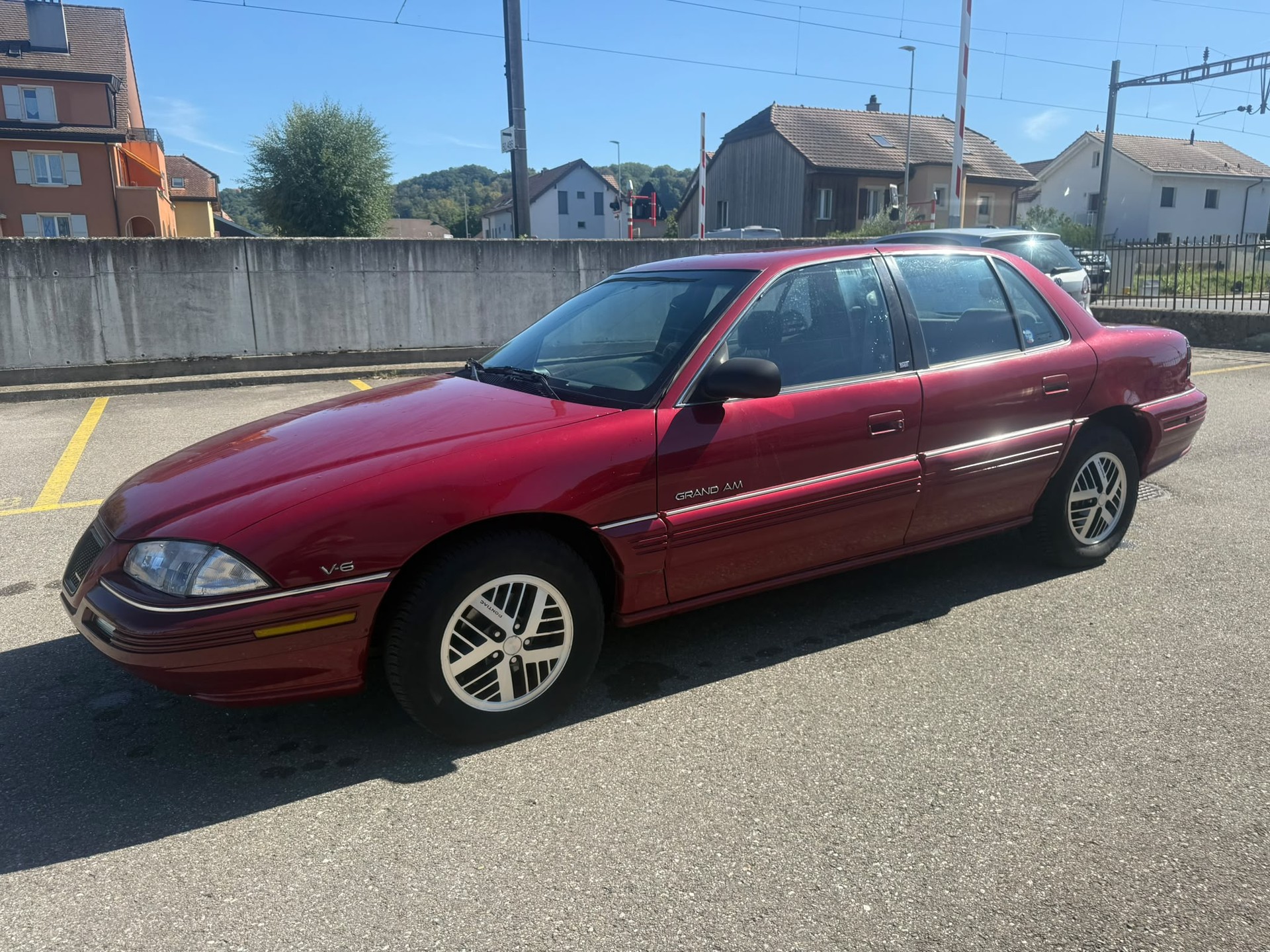 PONTIAC Grand-AM 3.3 SE-image-12