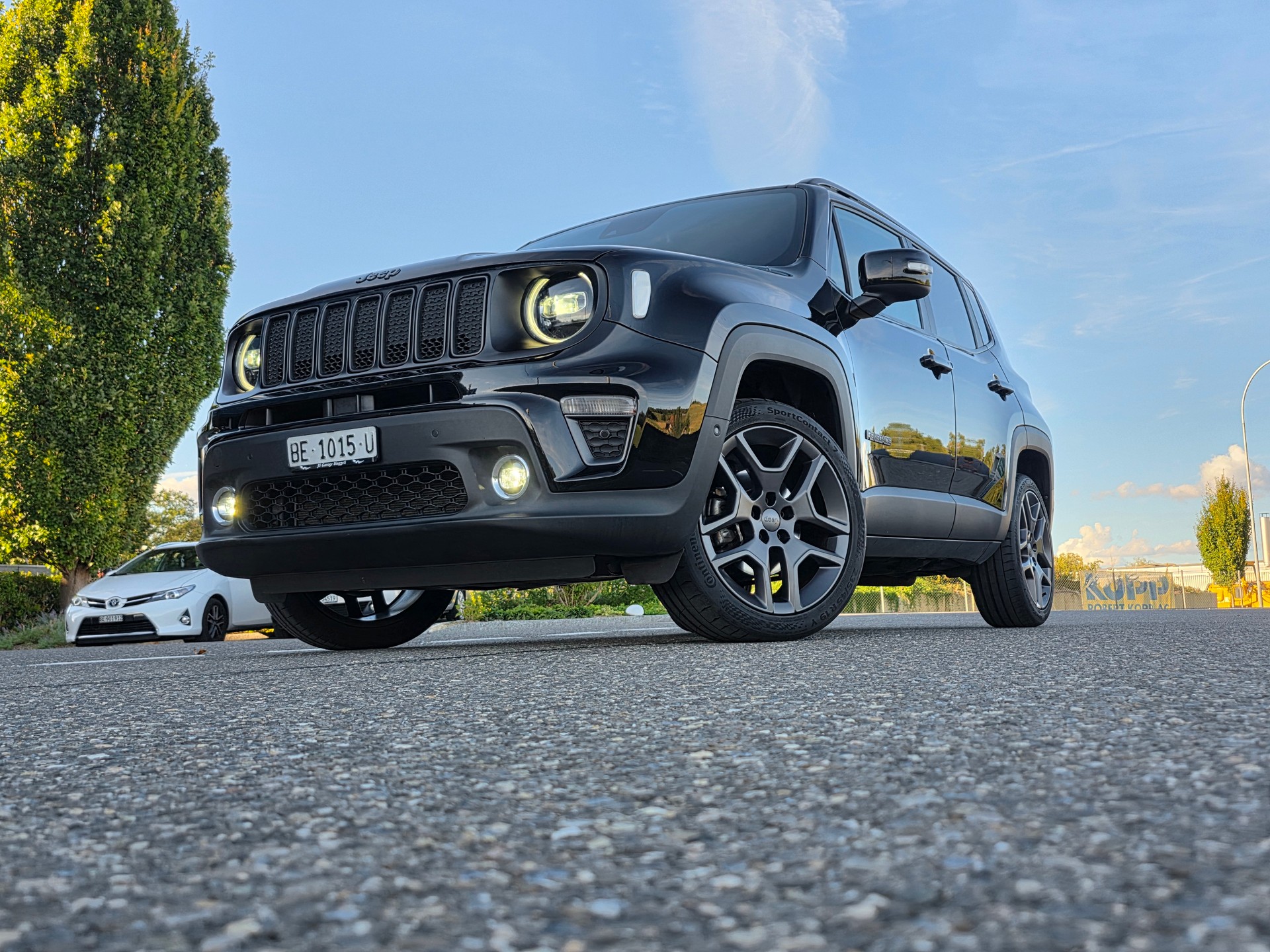 JEEP Renegade 1.3 Turbo S AWD-image-6