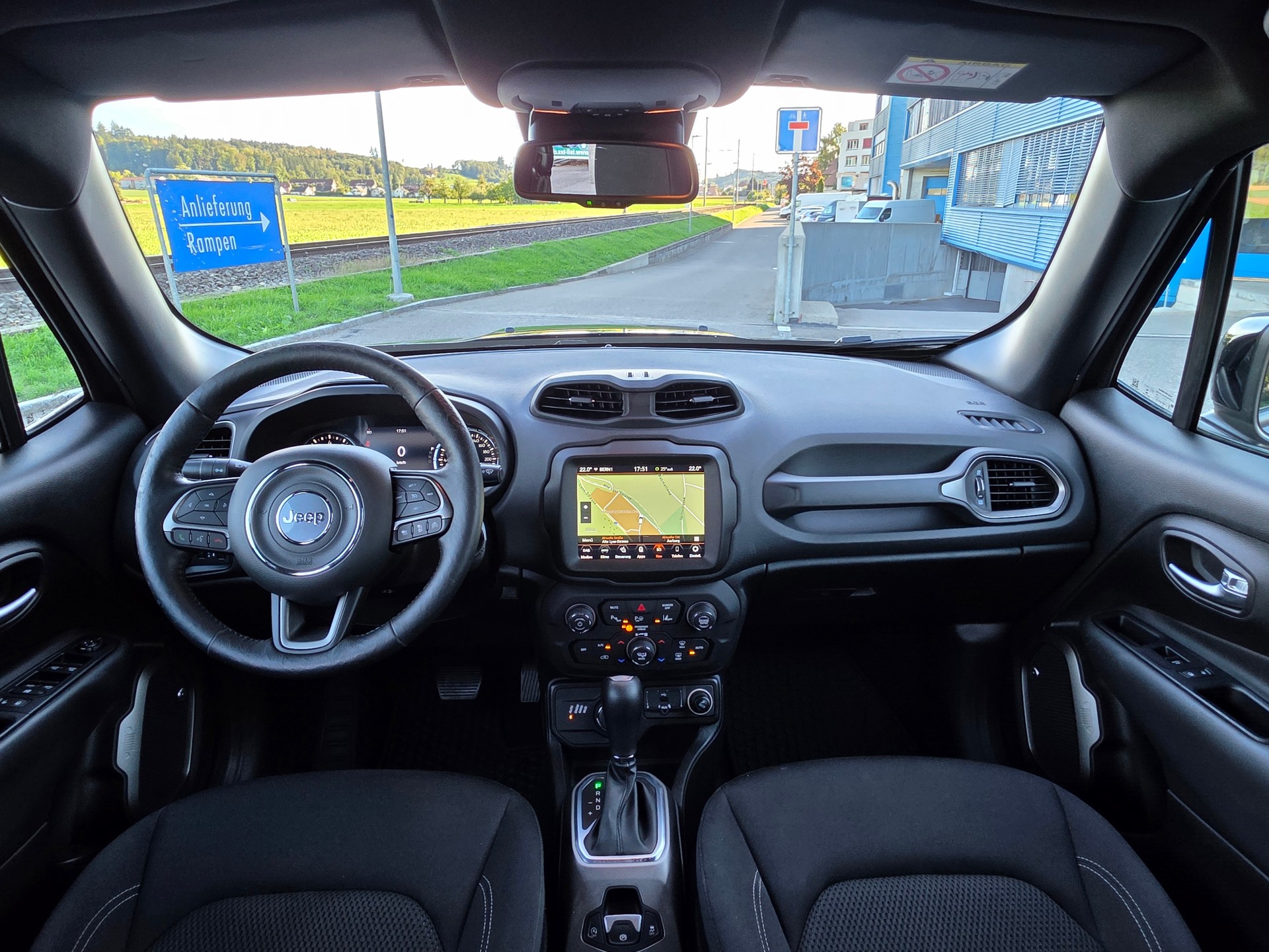 JEEP Renegade 1.3 Turbo S AWD-image-11
