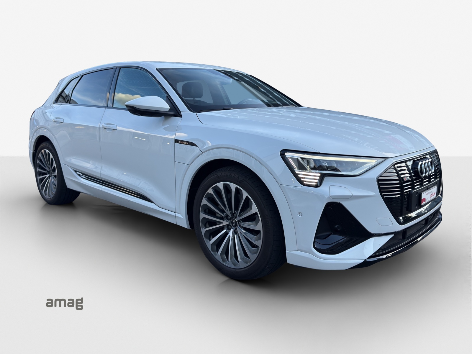 AUDI e-tron 50 S Line Attraction quattro-image-5