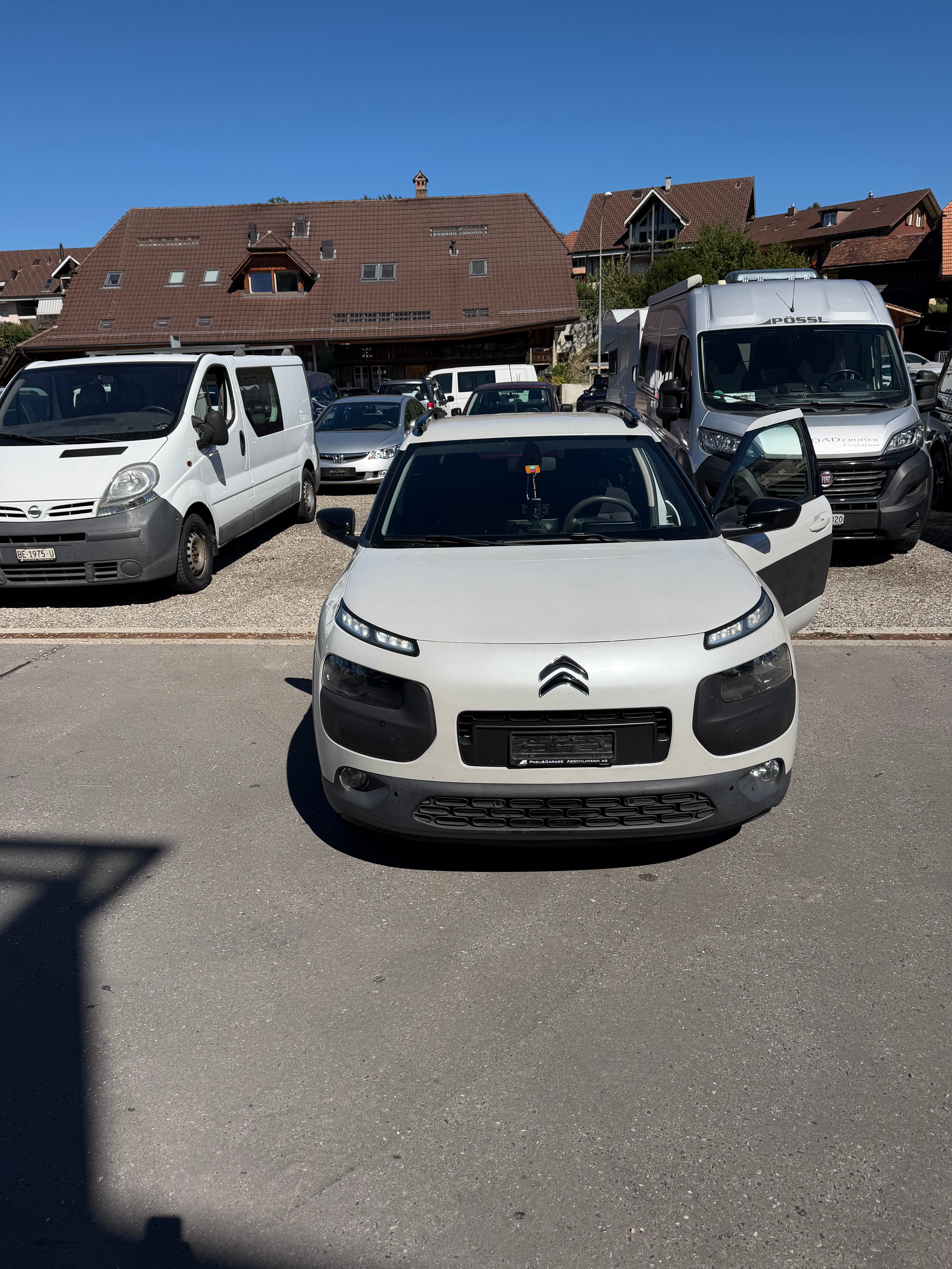 CITROEN C4 Cactus 1.6 e-HDi Feel ETG6 — slika 1