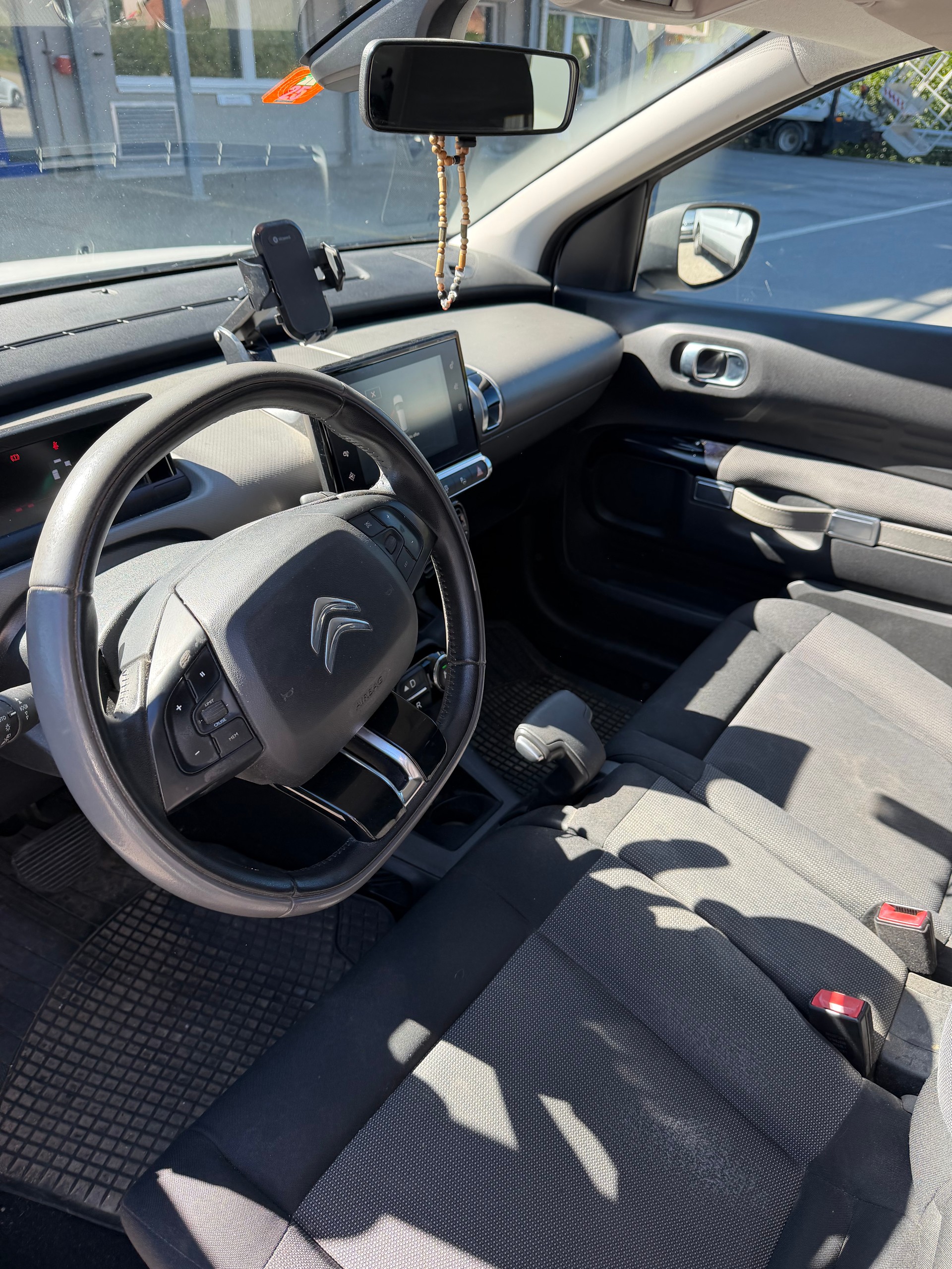 CITROEN C4 Cactus 1.6 e-HDi Feel ETG6-image-8