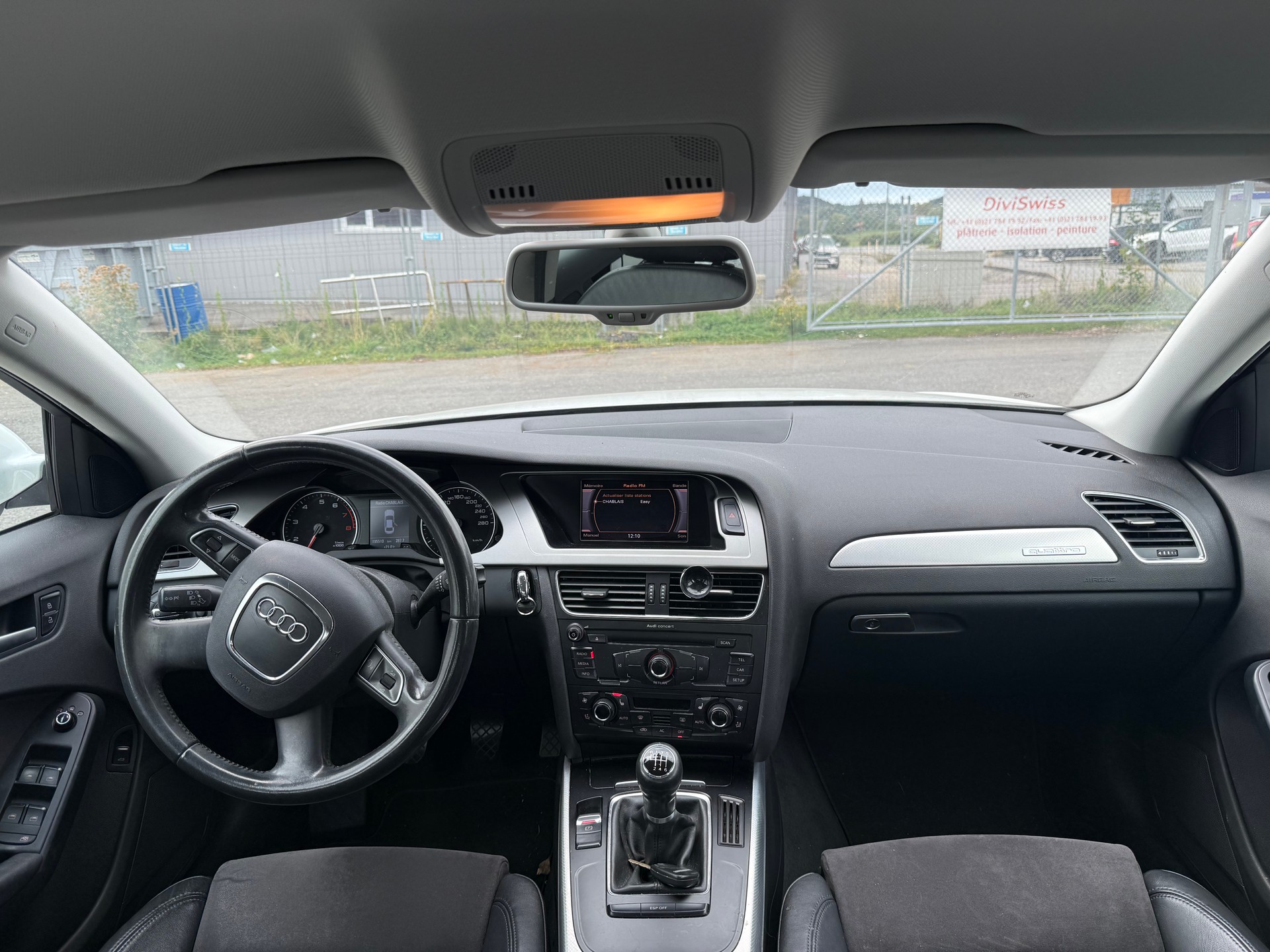 AUDI A4 Limousine 1.8 TFSI quattro-image-7