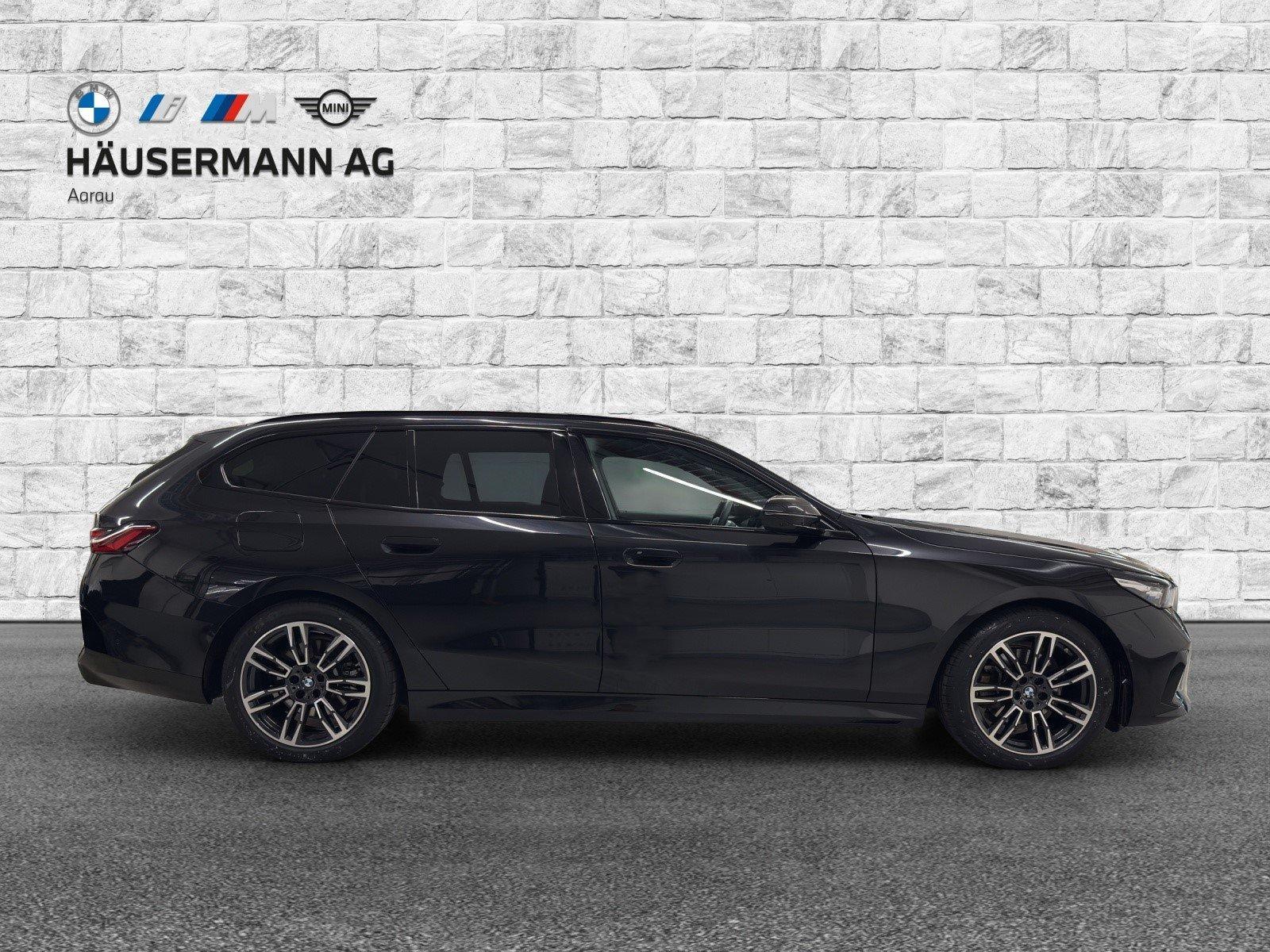BMW 520d xDrive Touring M Sport-image-3