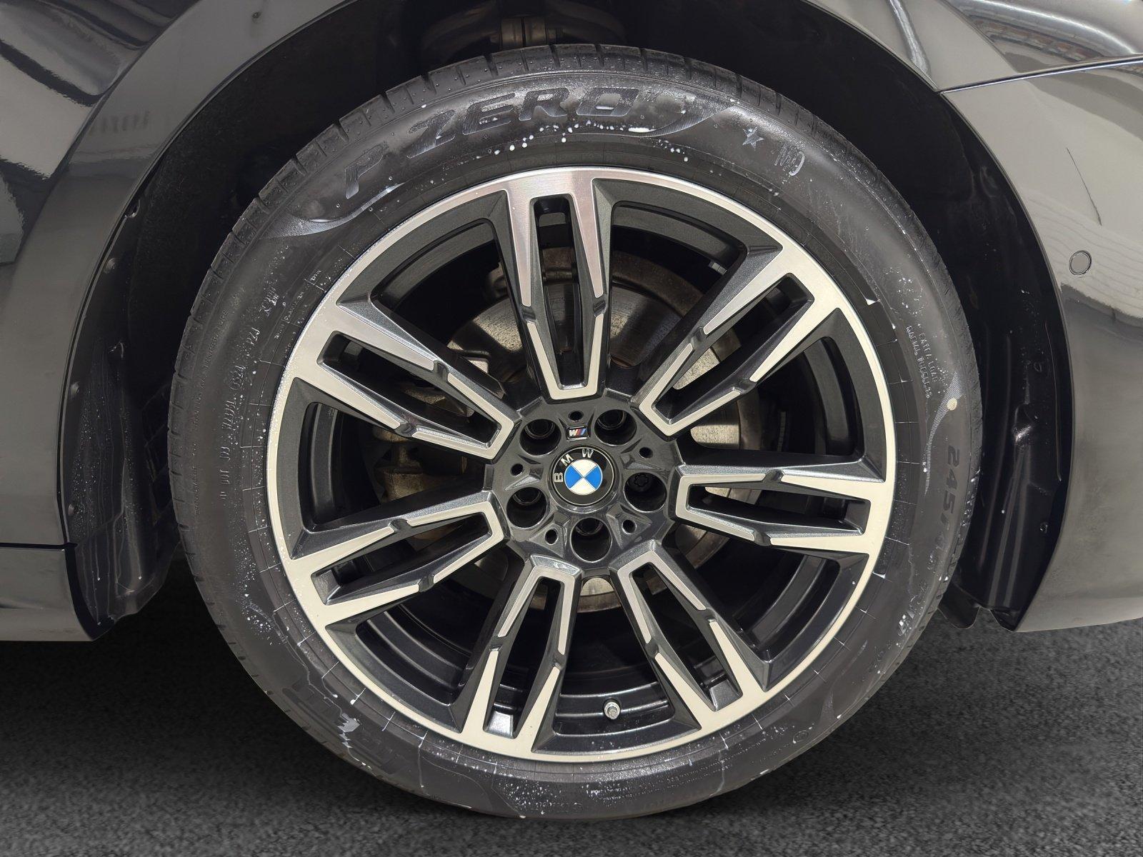 BMW 520d xDrive Touring M Sport-image-11