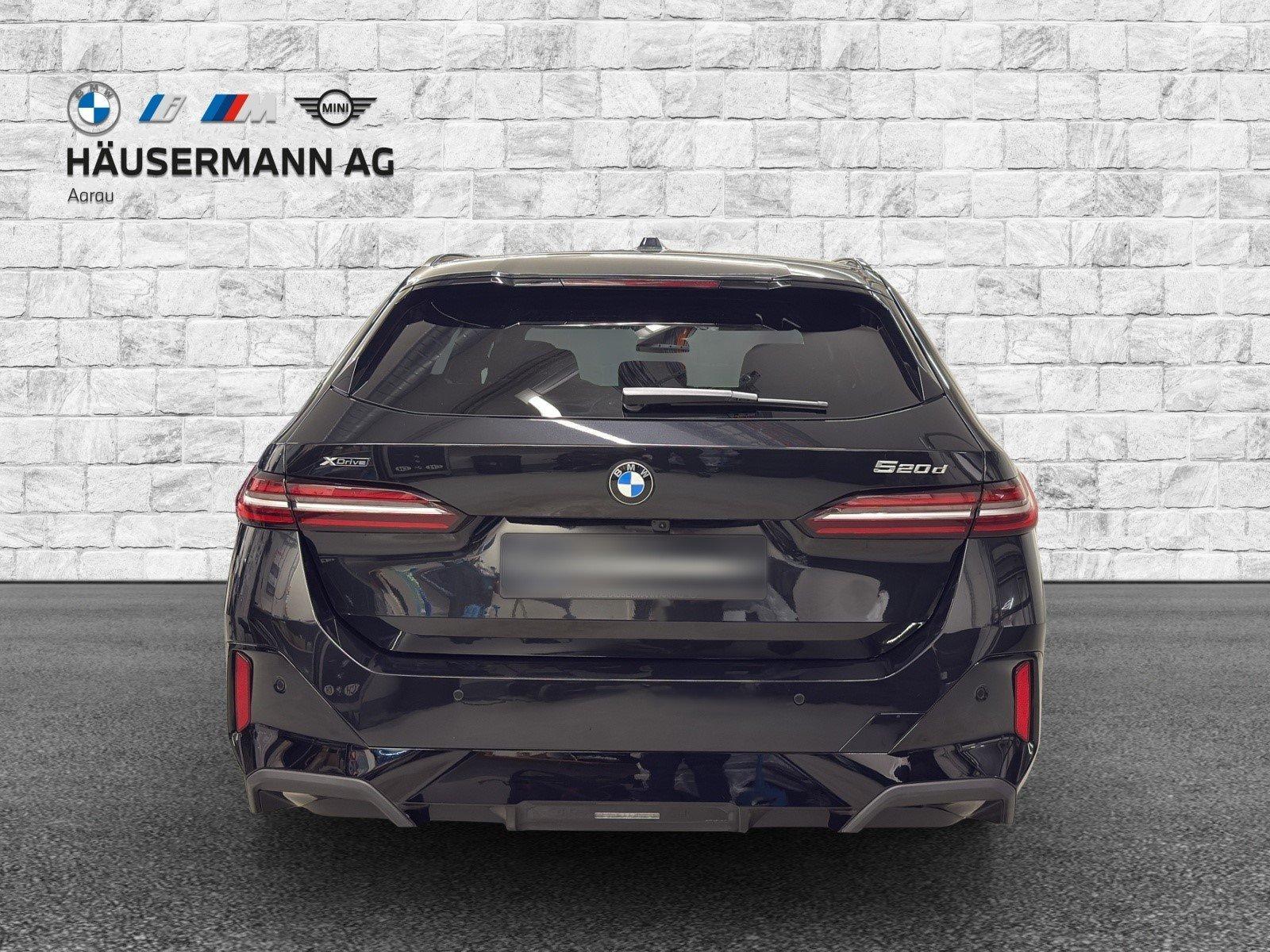 BMW 520d xDrive Touring M Sport-image-5