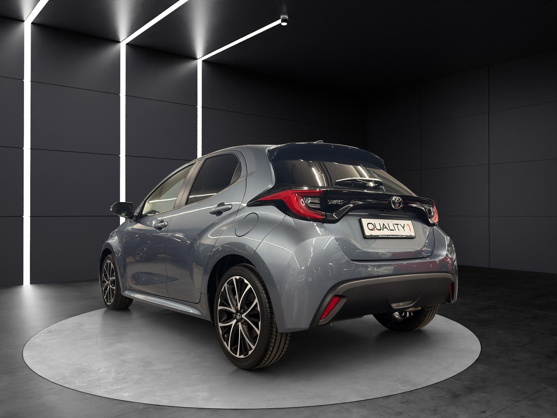 TOYOTA Yaris 1.5 VVT-i HSD Trend-image-2