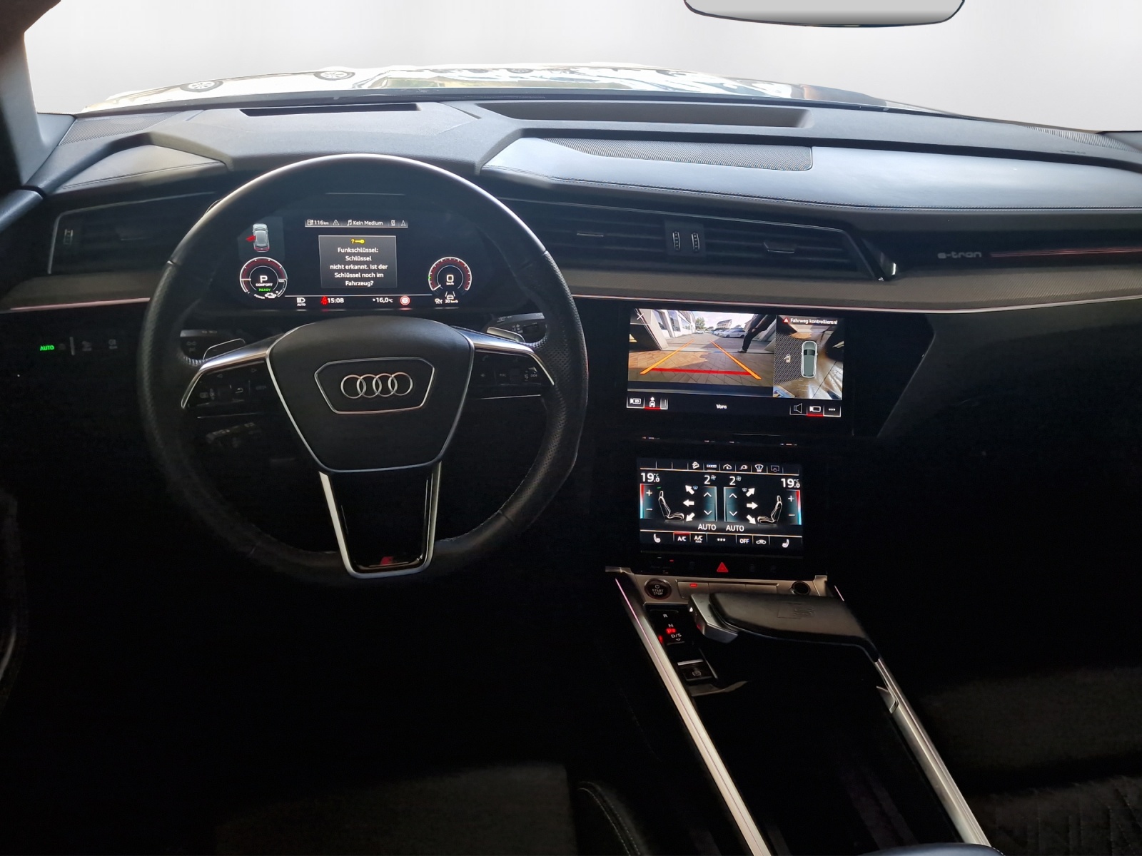 AUDI e-tron S quattro-image-6