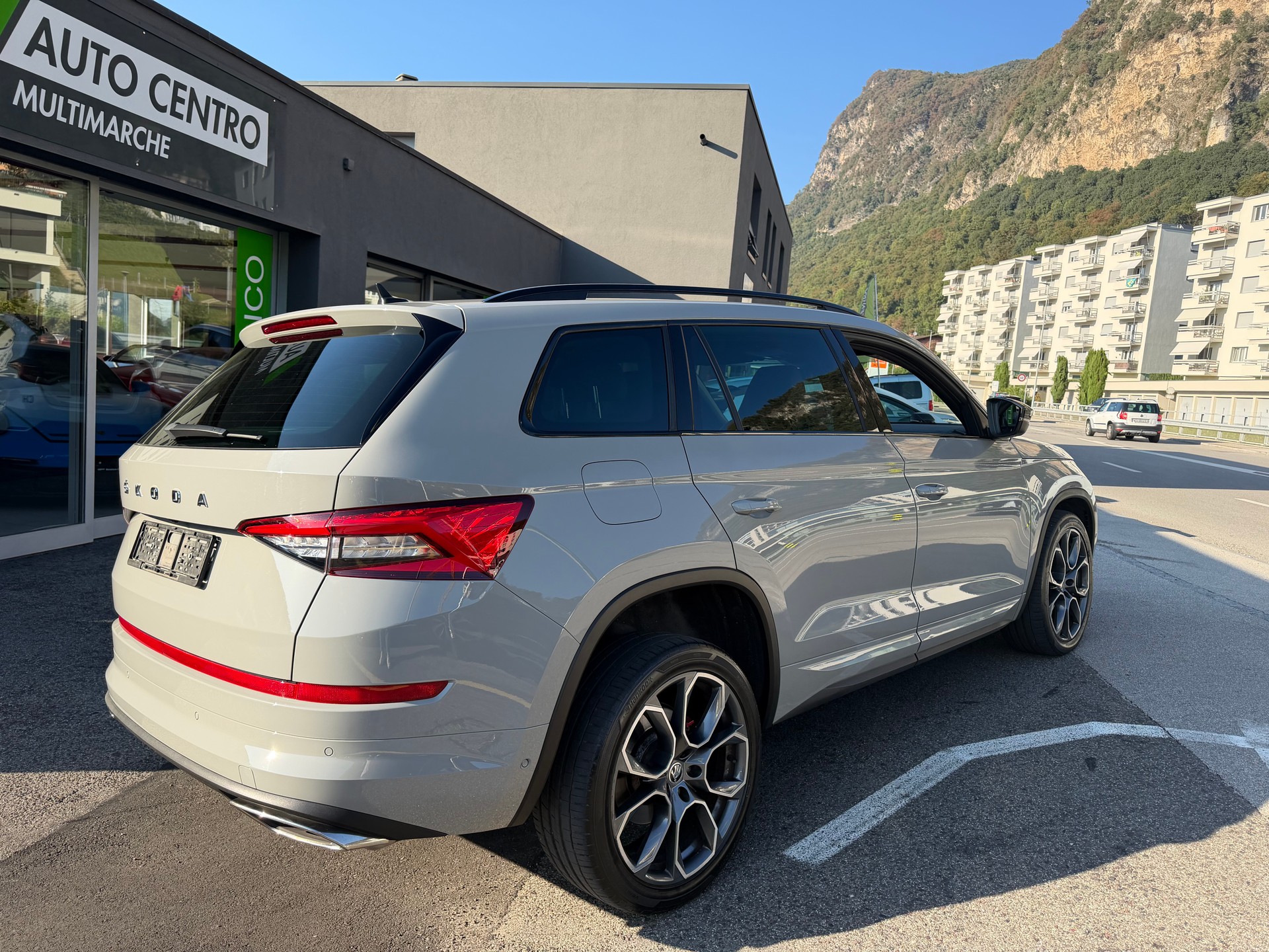 SKODA Kodiaq 2.0 Bi-TDI SCR RS 4x4 DSG-image-6