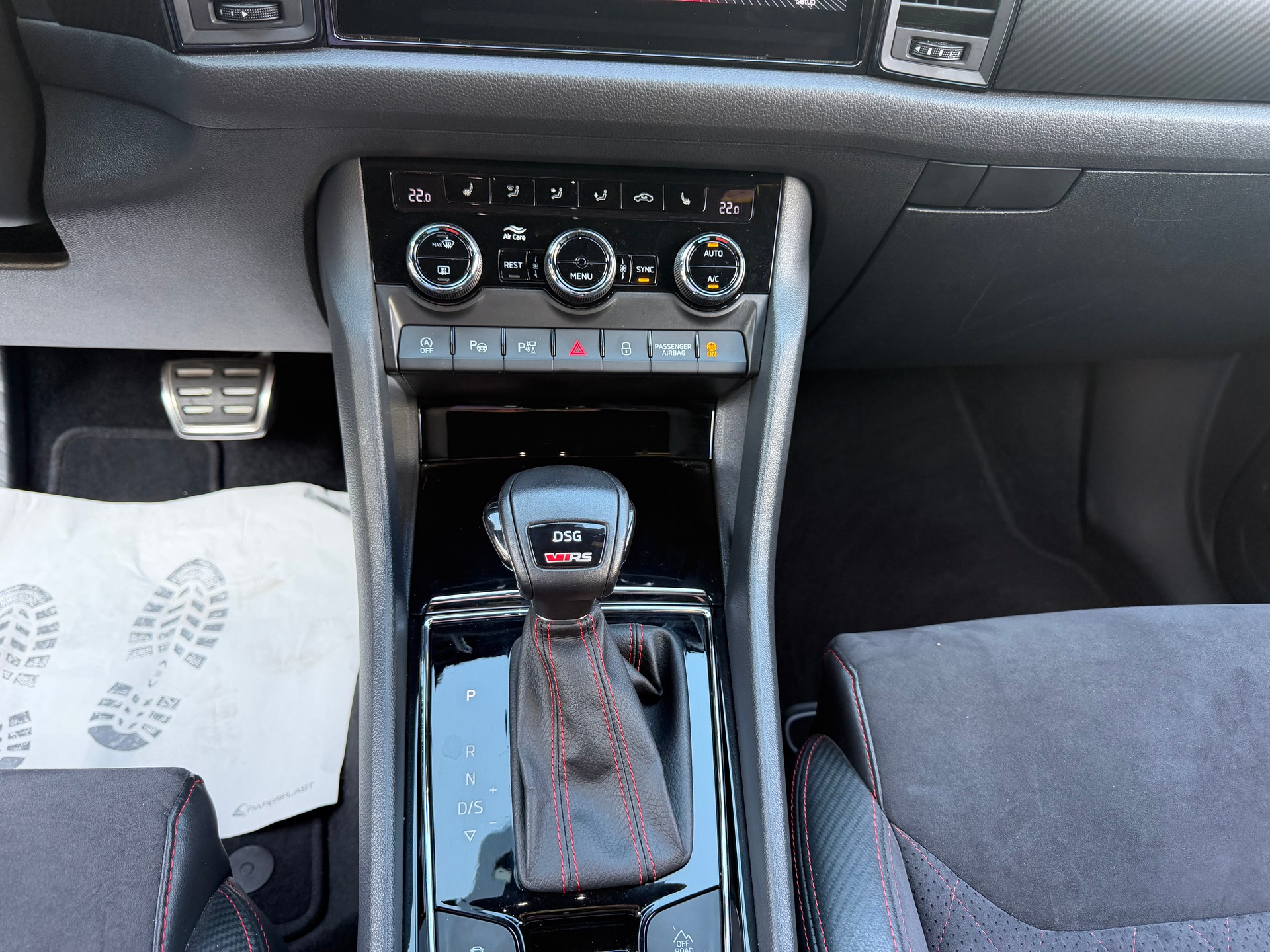 SKODA Kodiaq 2.0 Bi-TDI SCR RS 4x4 DSG-image-13