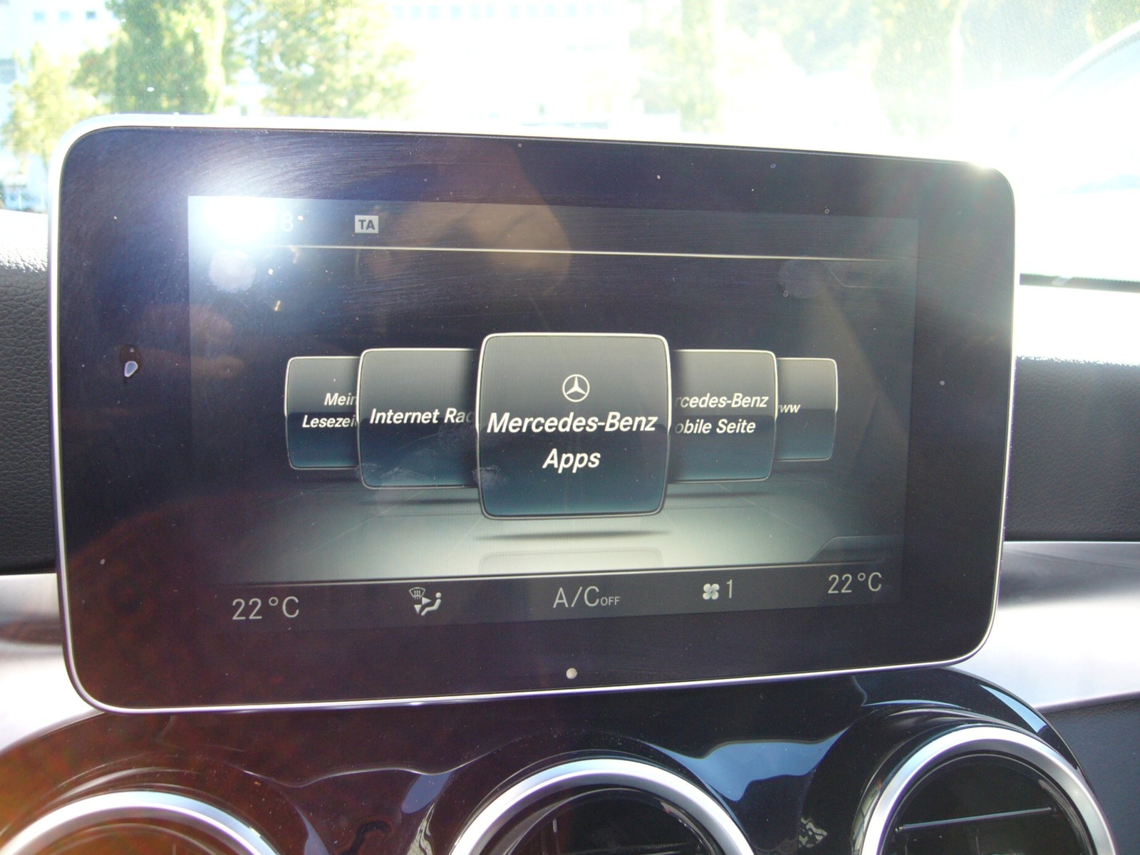 MERCEDES-BENZ C 200 Cabriolet 4Matic 9G-Tronic-image-15