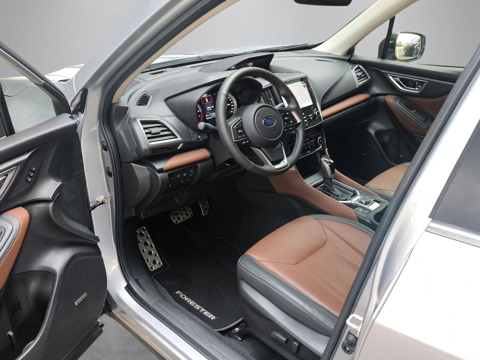 SUBARU Forester Station 2.0i e-Boxer Luxury-image-14