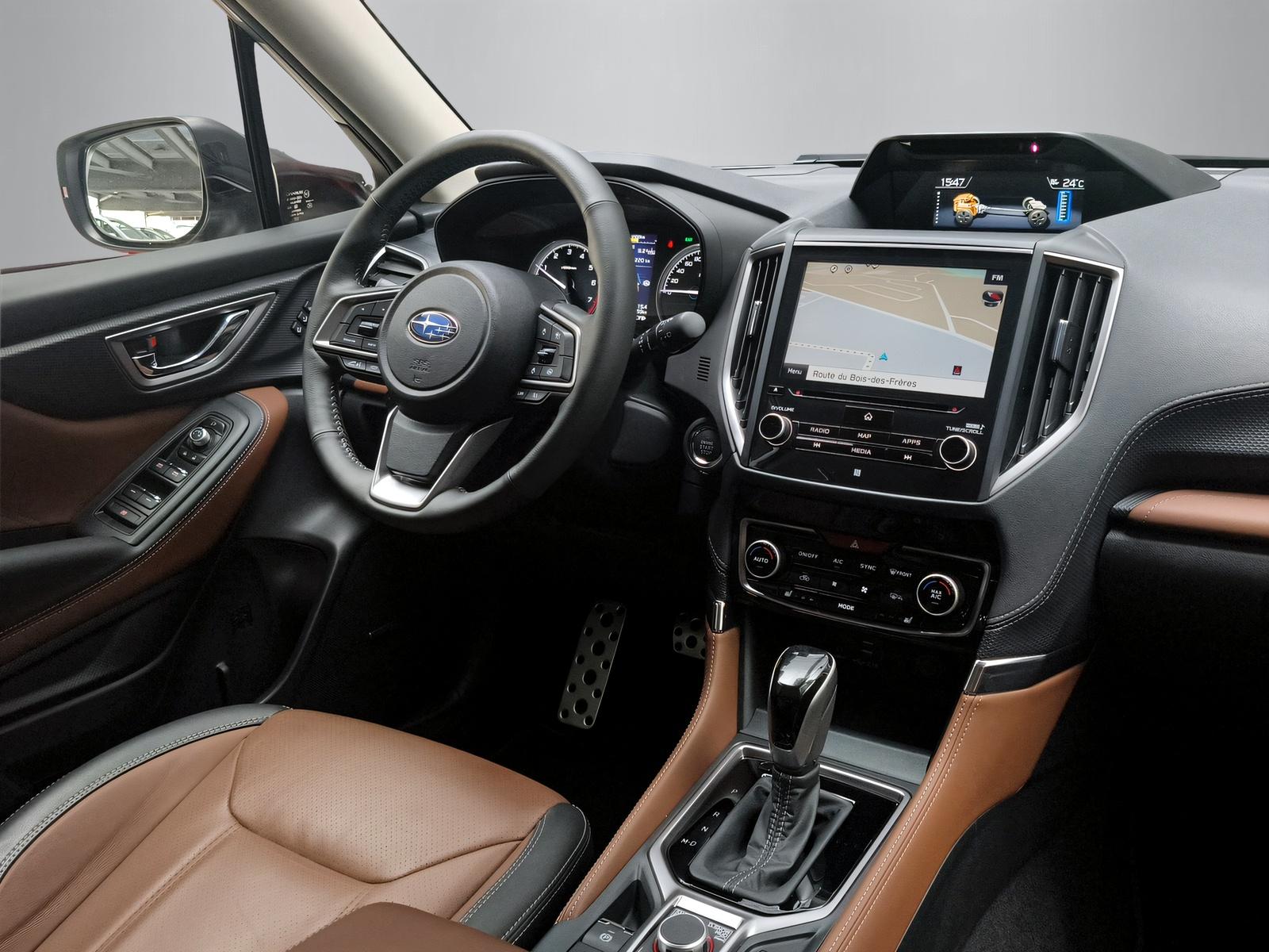 SUBARU Forester Station 2.0i e-Boxer Luxury-image-15