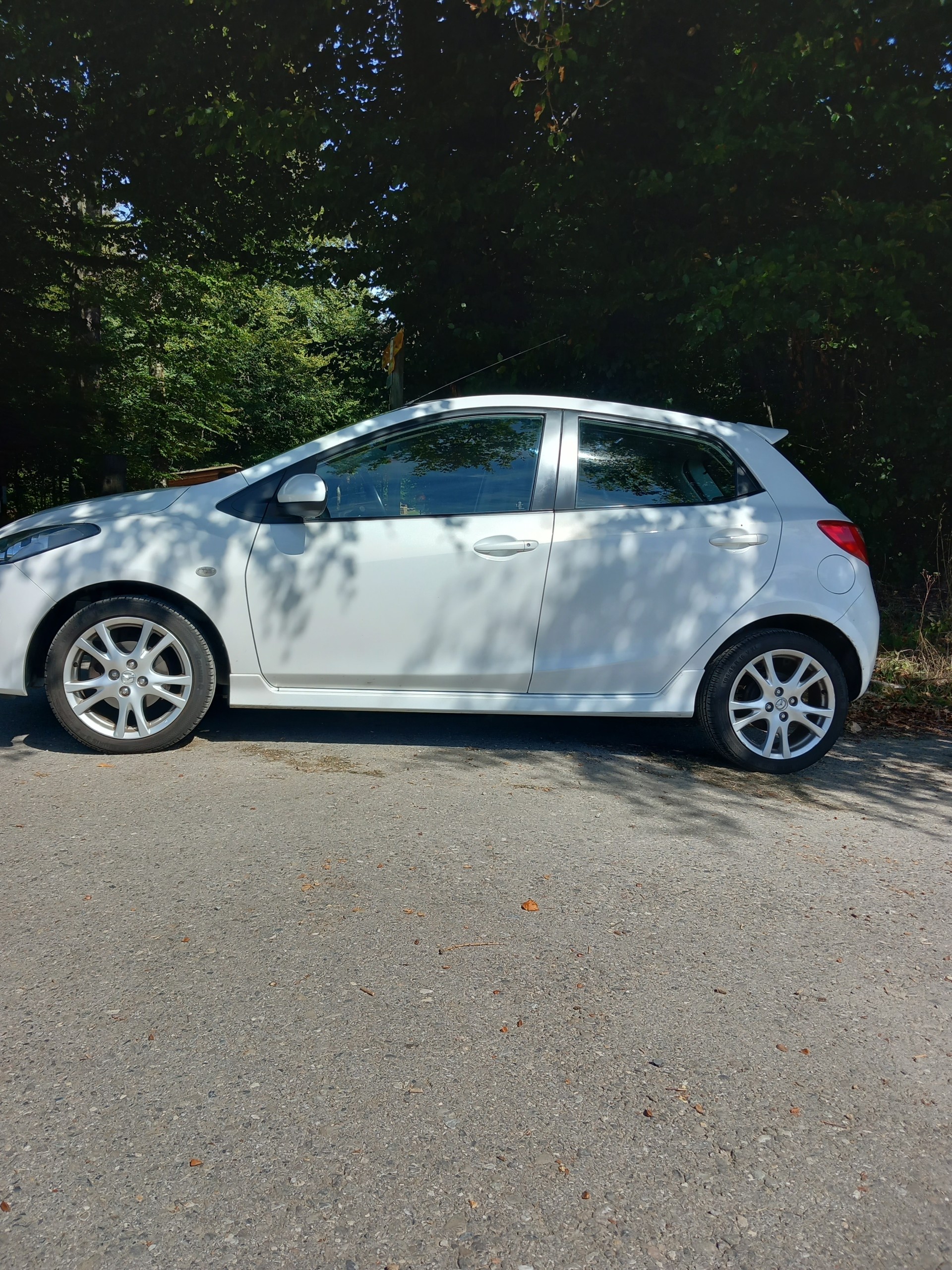 MAZDA 1.5 MZR Sport-image-1