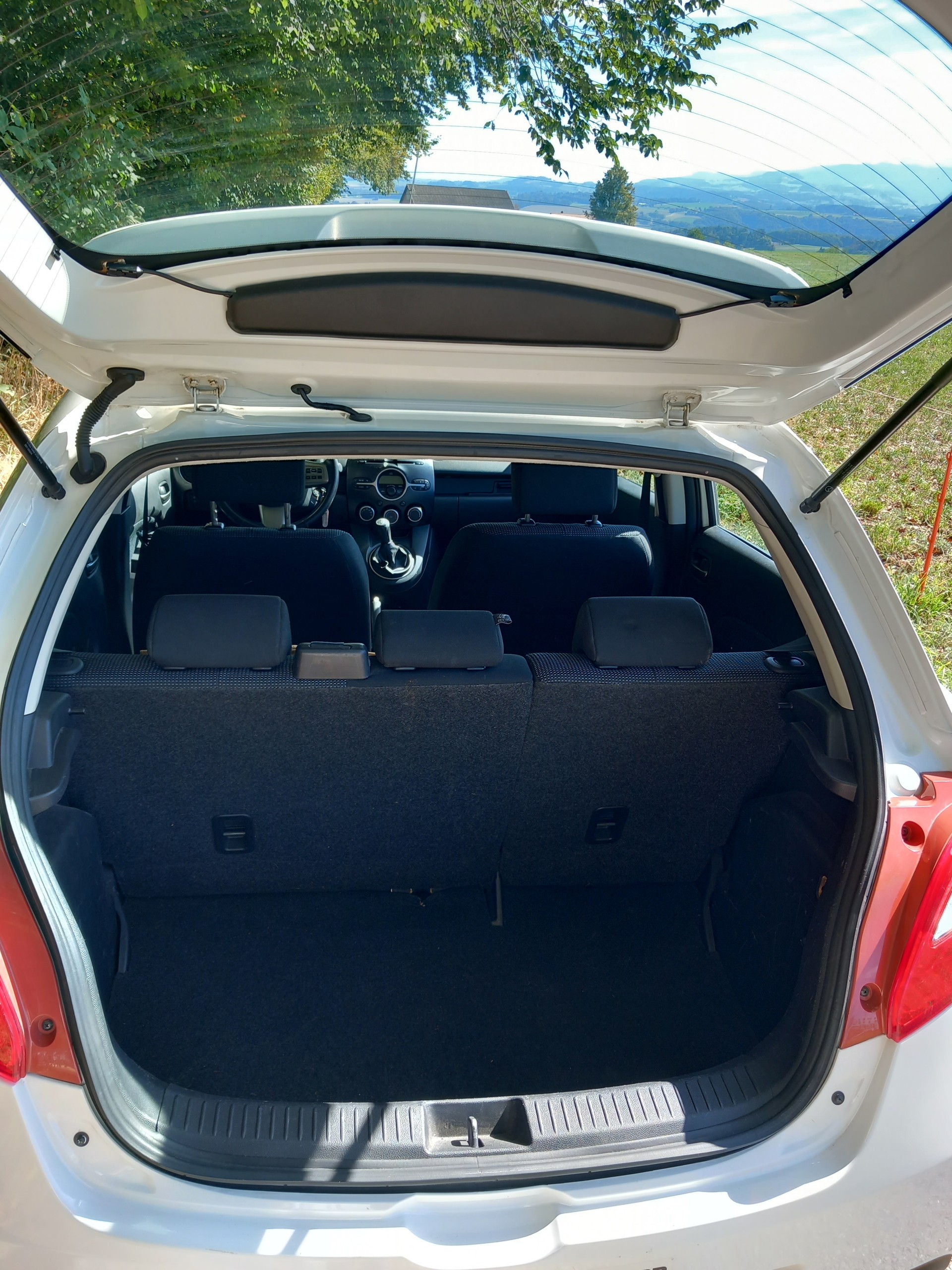 MAZDA 1.5 MZR Sport-image-5