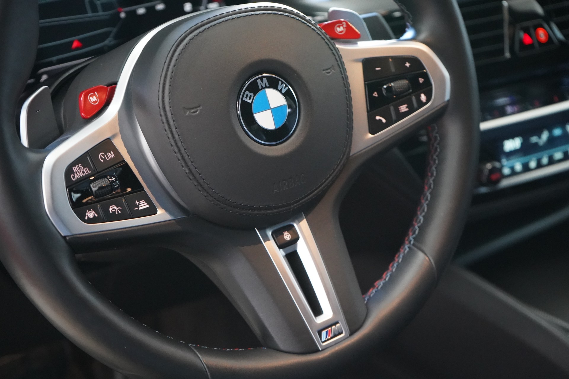 BMW M5 xDrive Competition Drivelogic-image-15