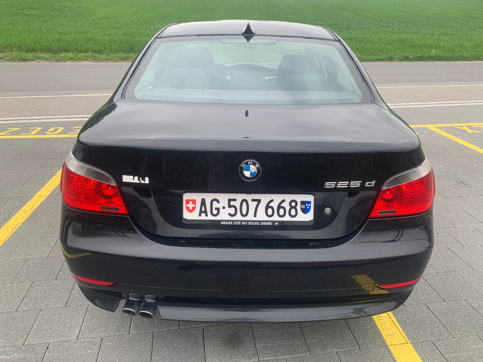 BMW 525d-image-2