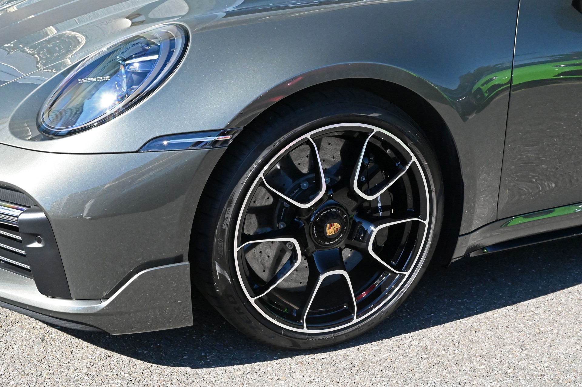 PORSCHE 911 Turbo S Cabriolet PDK-image-4