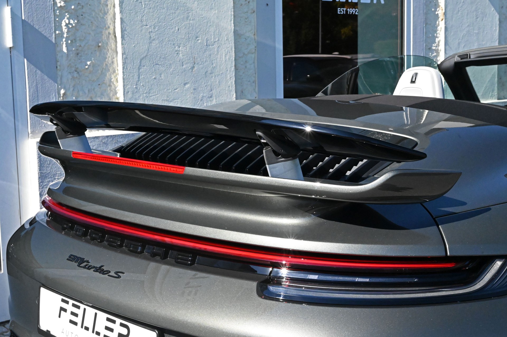 PORSCHE 911 Turbo S Cabriolet PDK-image-10