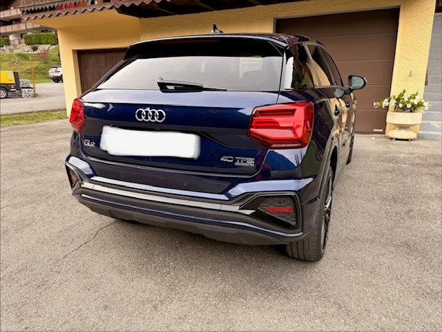 AUDI 2.0 40 TFSI S Line Attraction quattro S-Tronic-image-3