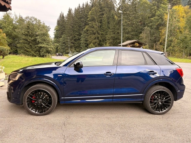 AUDI 2.0 40 TFSI S Line Attraction quattro S-Tronic-image-1