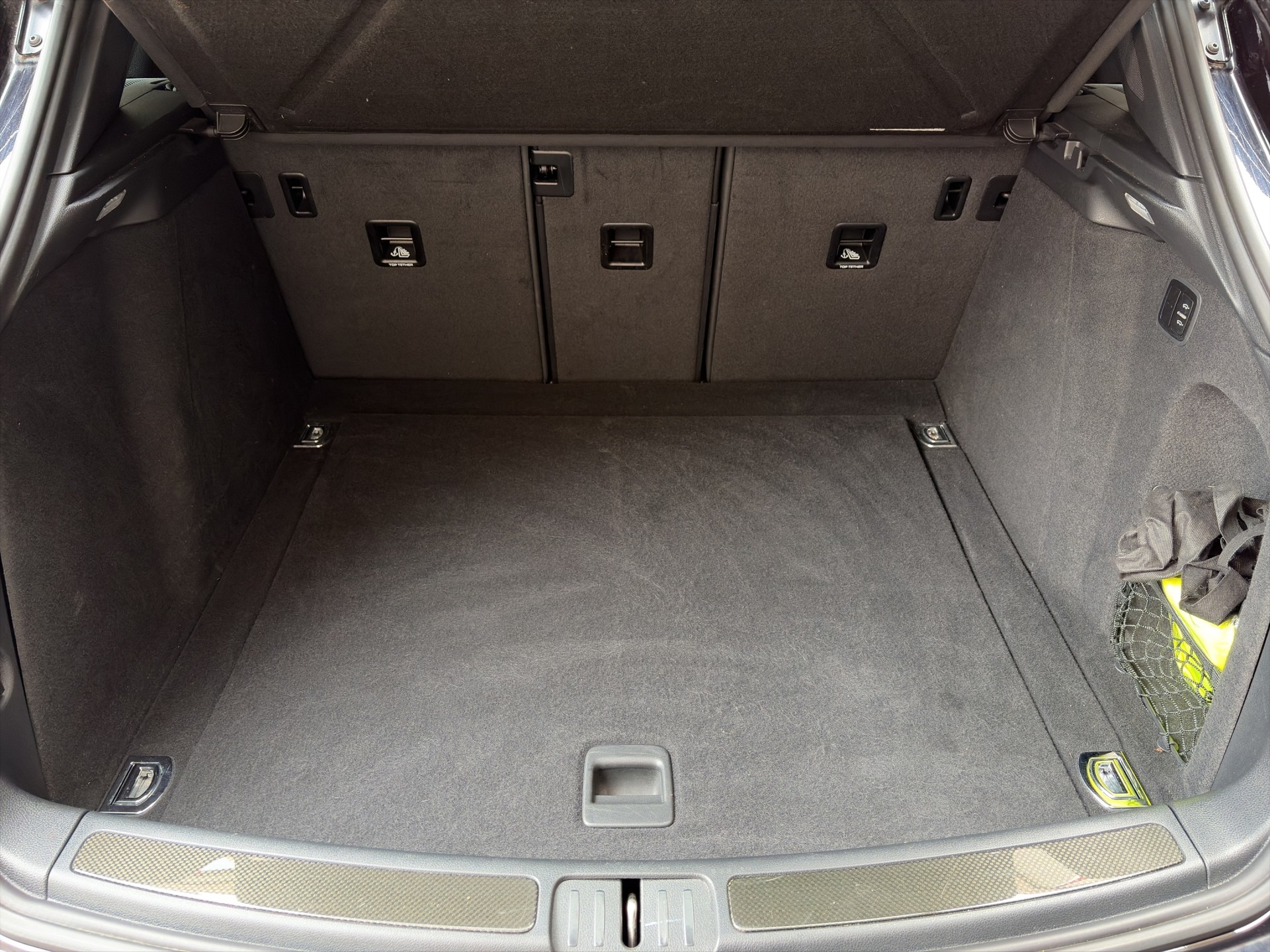 PORSCHE Macan Turbo PDK-image-30