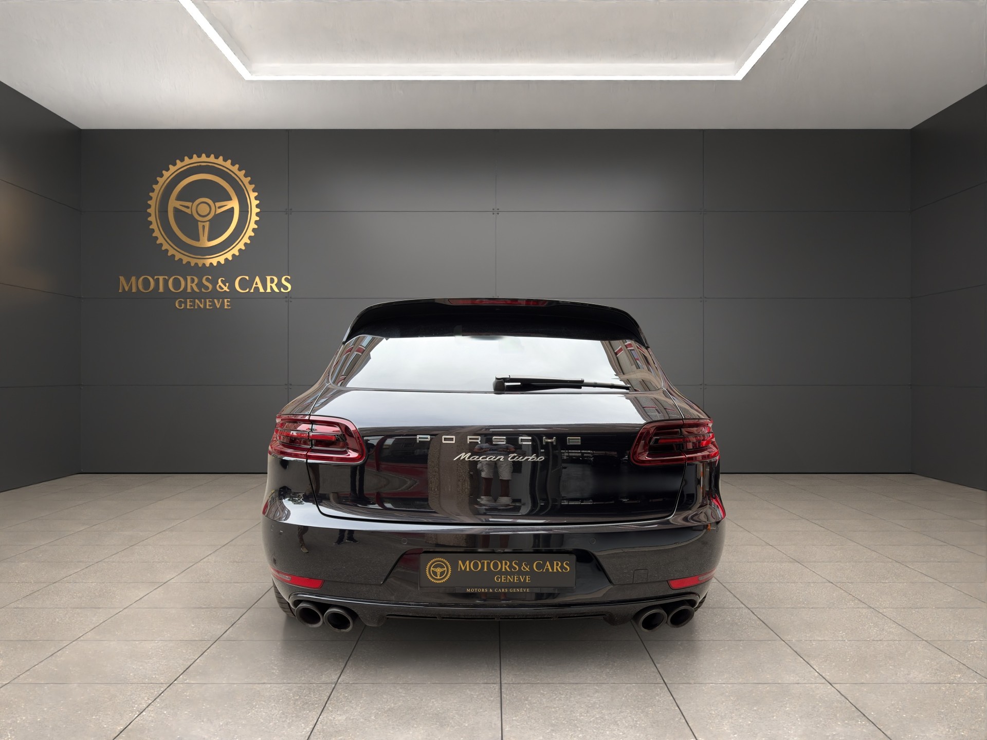 PORSCHE Macan Turbo PDK-image-3