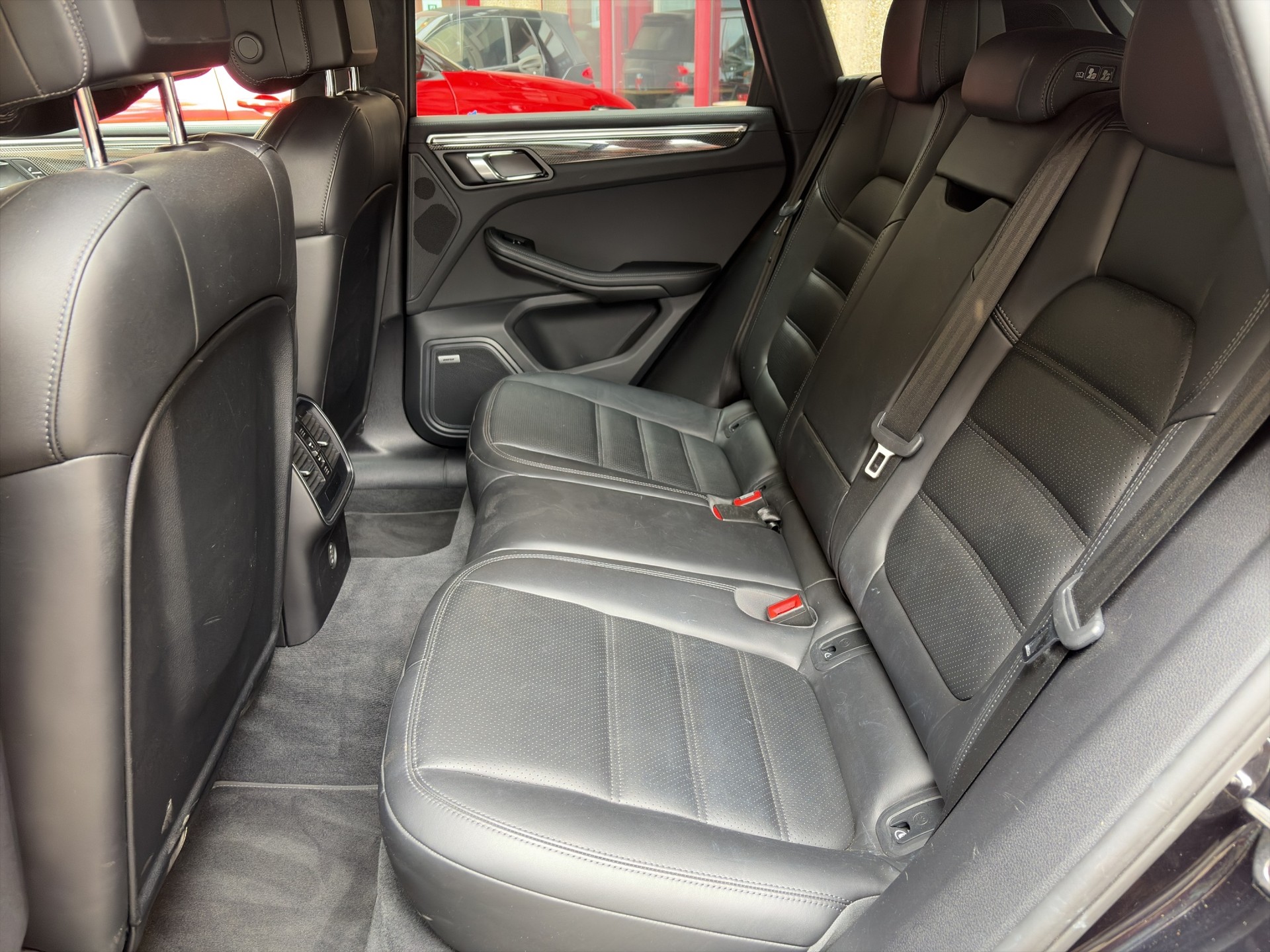 PORSCHE Macan Turbo PDK-image-14