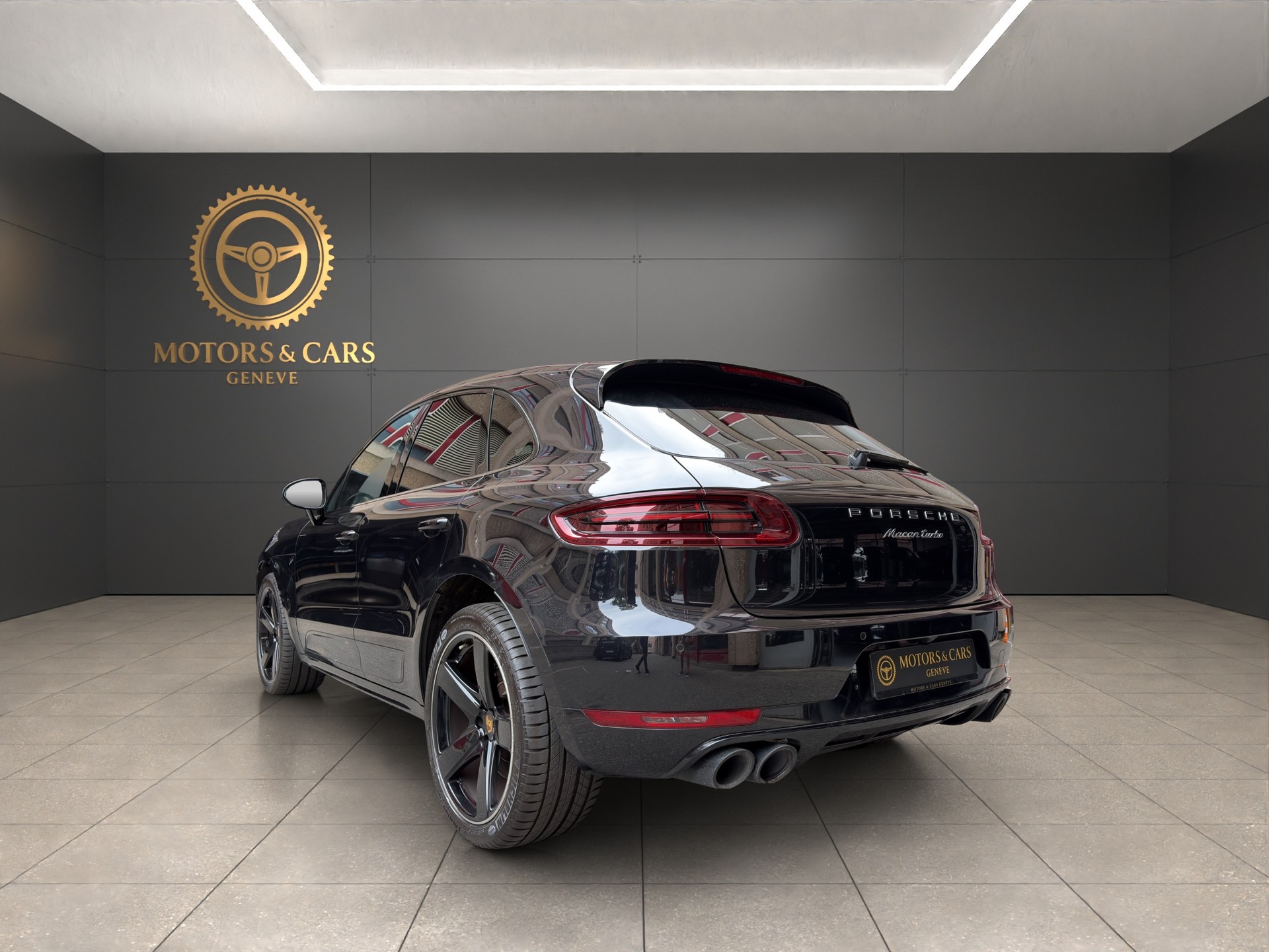 PORSCHE Macan Turbo PDK-image-7