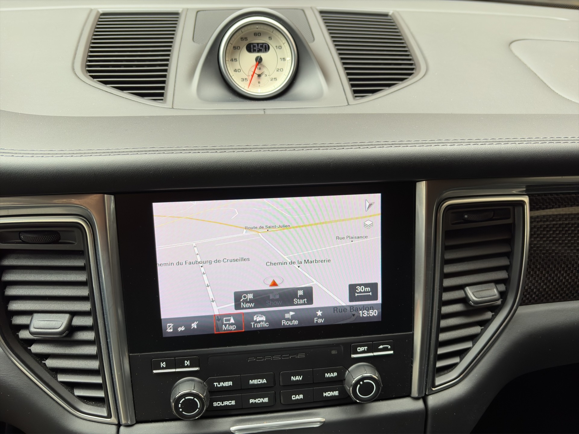 PORSCHE Macan Turbo PDK-image-21