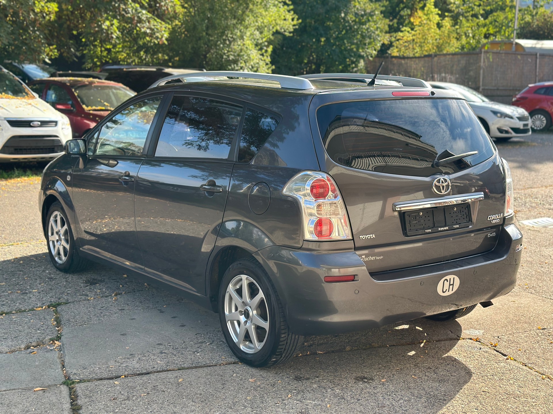 TOYOTA Corolla Verso 2.2 D-4D Edition-image-4