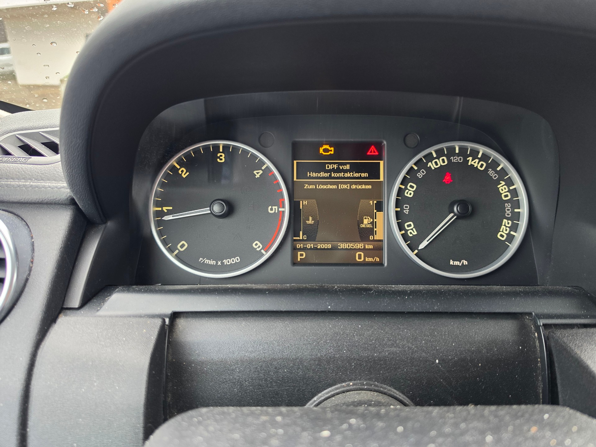 LAND ROVER Discovery 3.0 TDV6 HSE Automatic-image-8