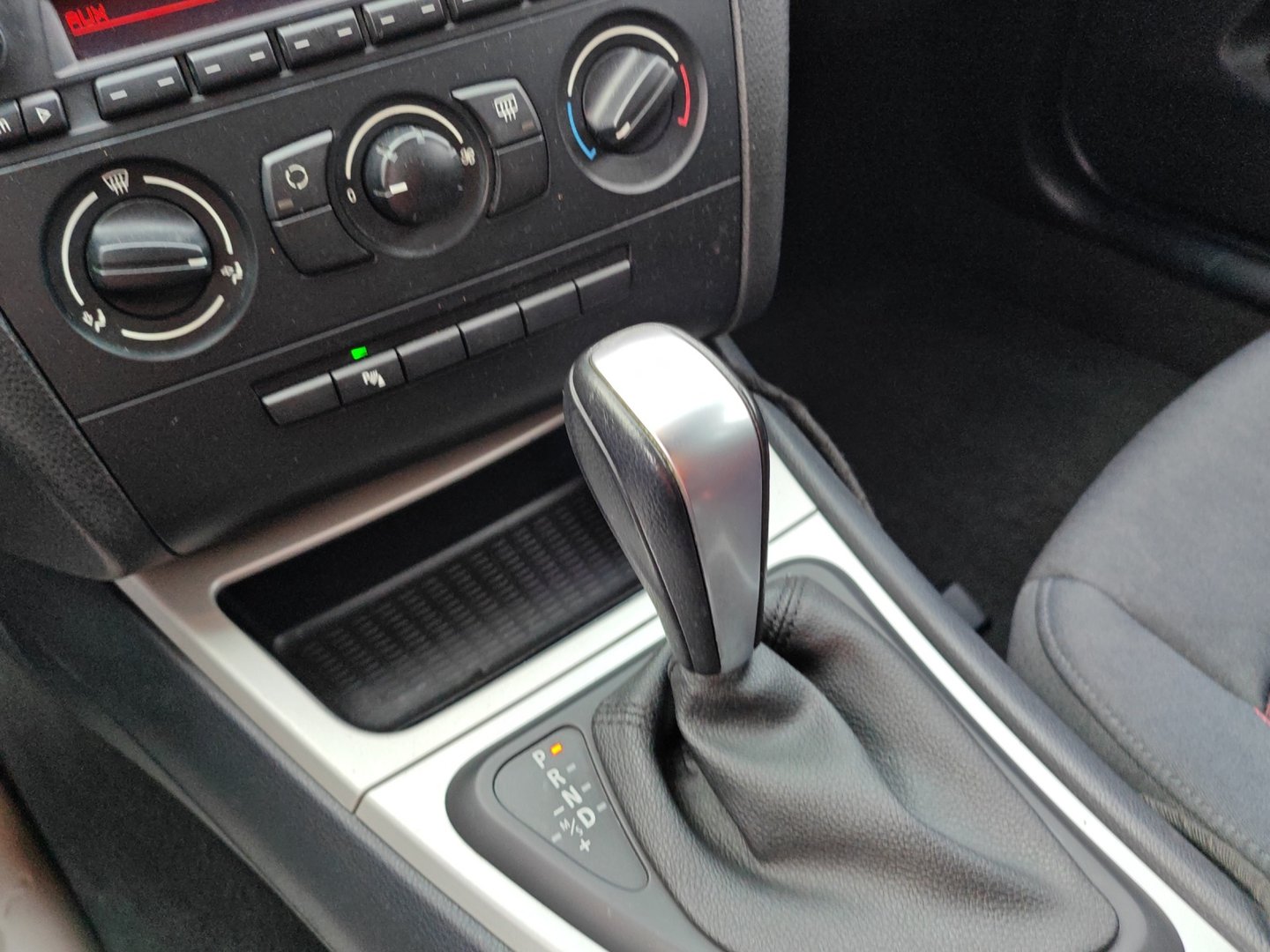 BMW 116i Steptronic (Véhicule Suisse · Expertise du jour · Garantie)-image-14
