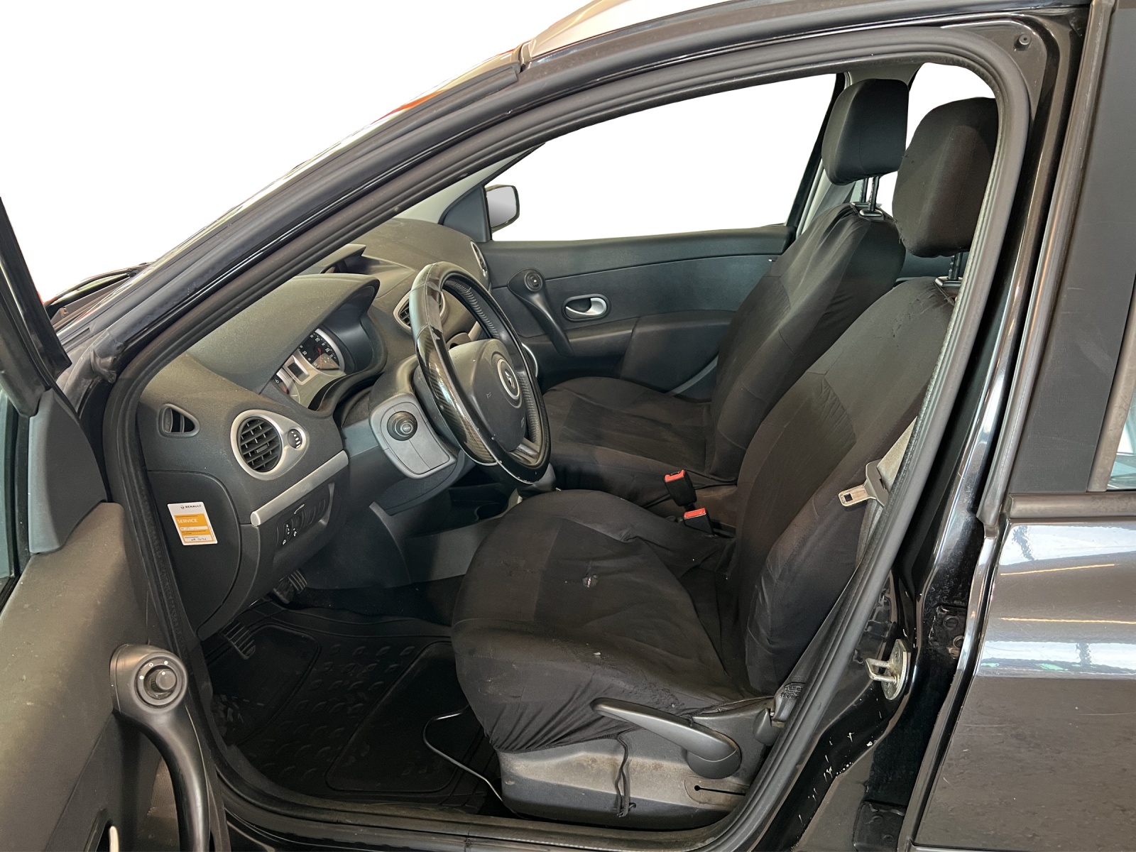 RENAULT Clio Grandtour 1.2 16V Turbo Dynamique-image-8