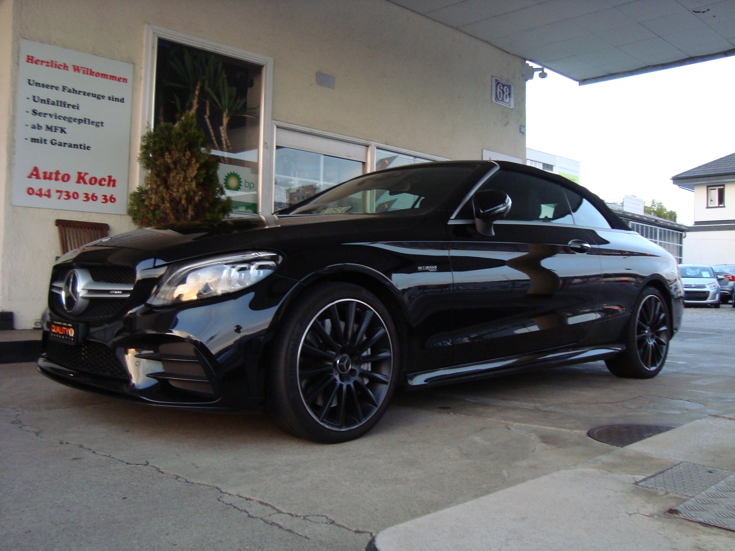 Car photo