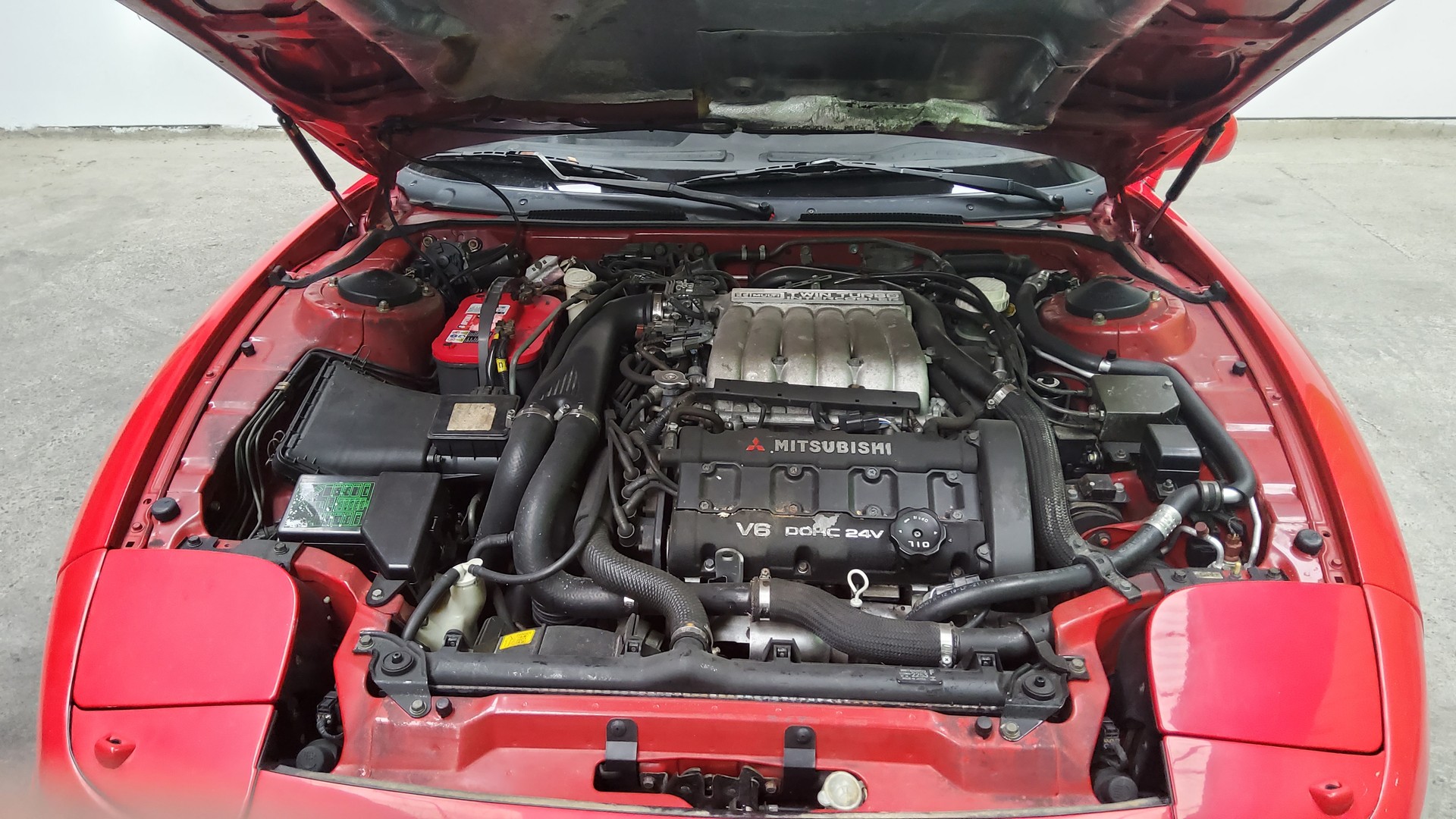 MITSUBISHI 3000 GT-image-1