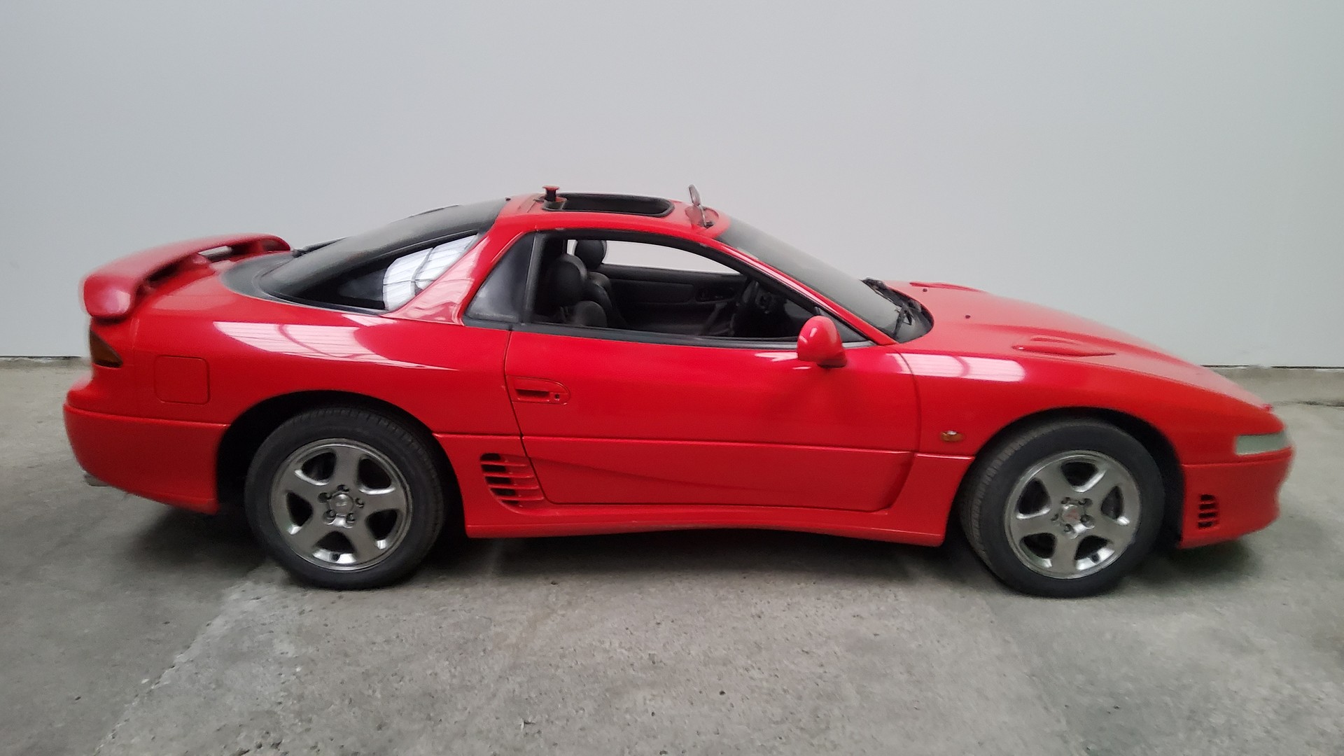 MITSUBISHI 3000 GT-image-15