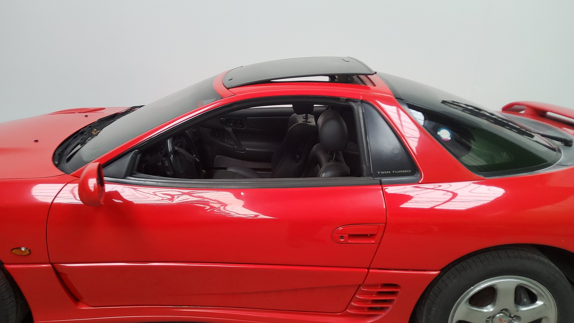 MITSUBISHI 3000 GT-image-8