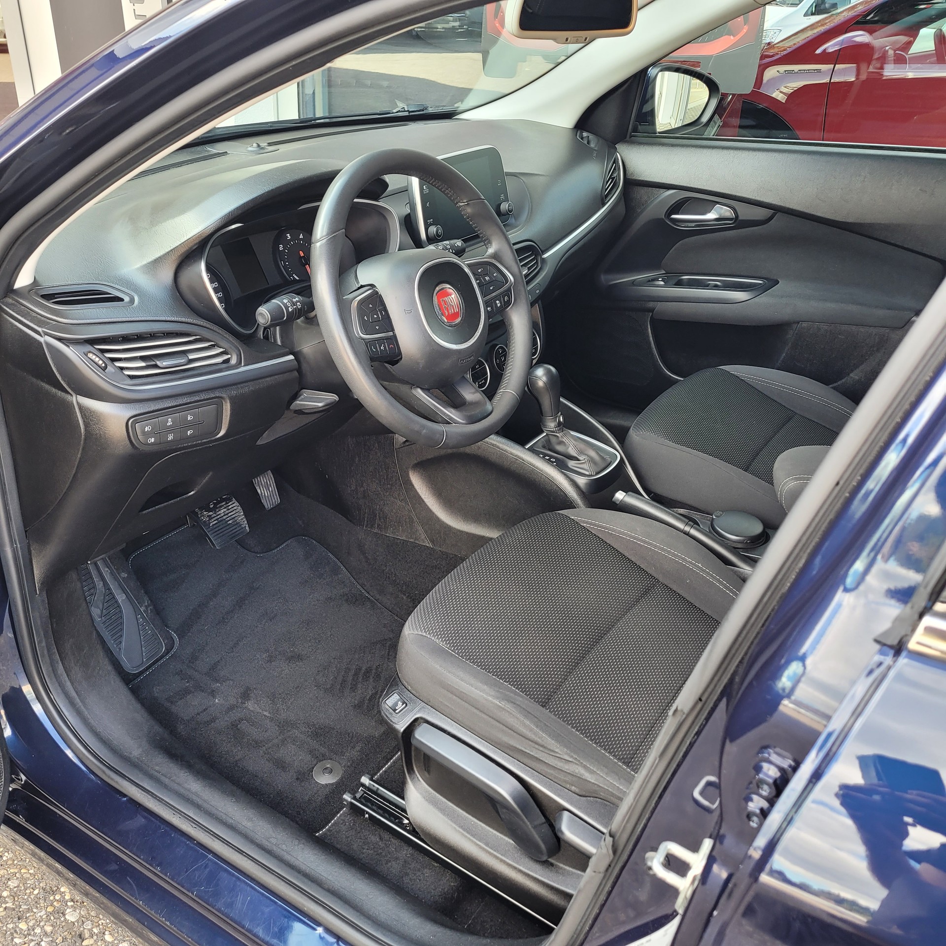 FIAT Tipo 1.6MJ Lounge DCT-6-image-5