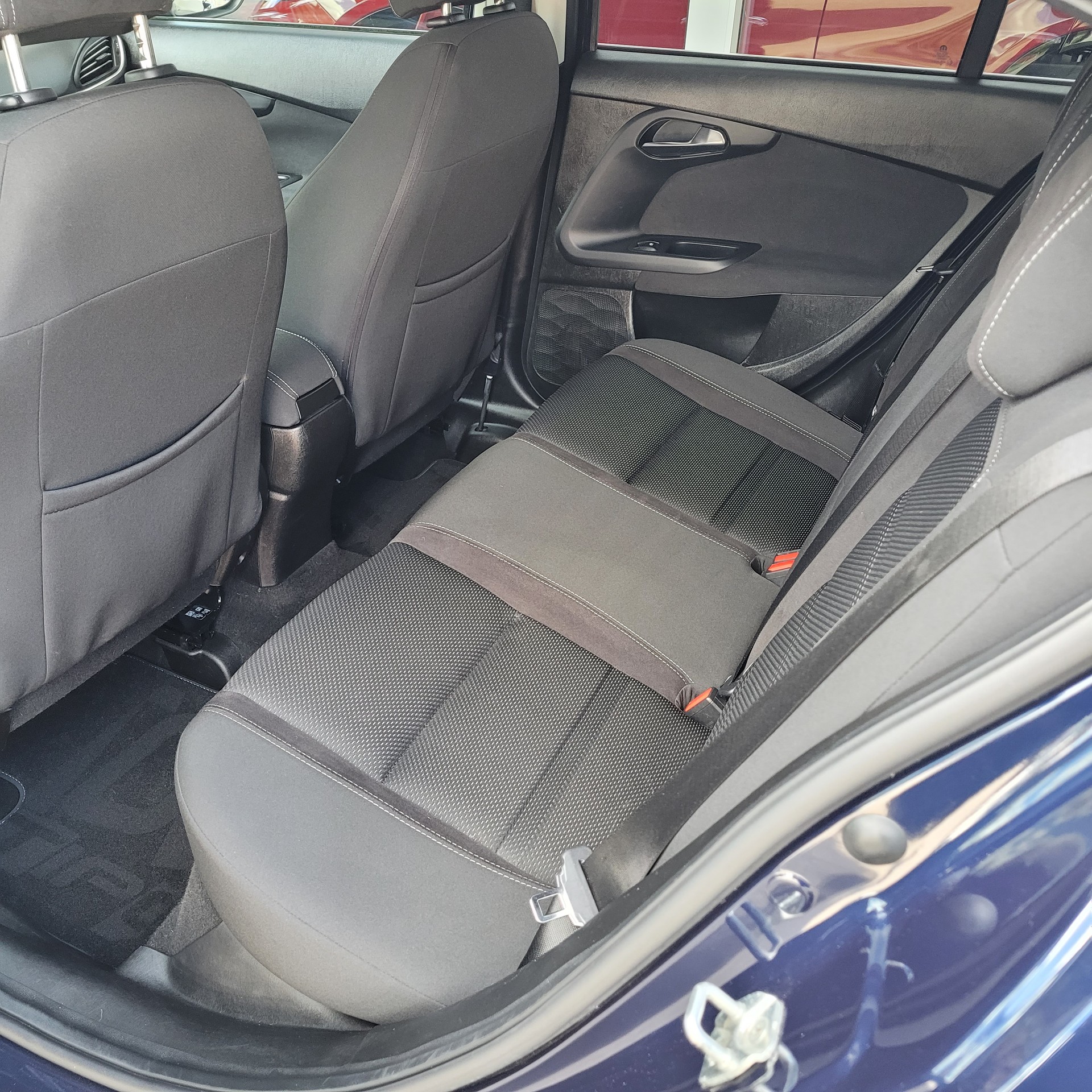 FIAT Tipo 1.6MJ Lounge DCT-6-image-6