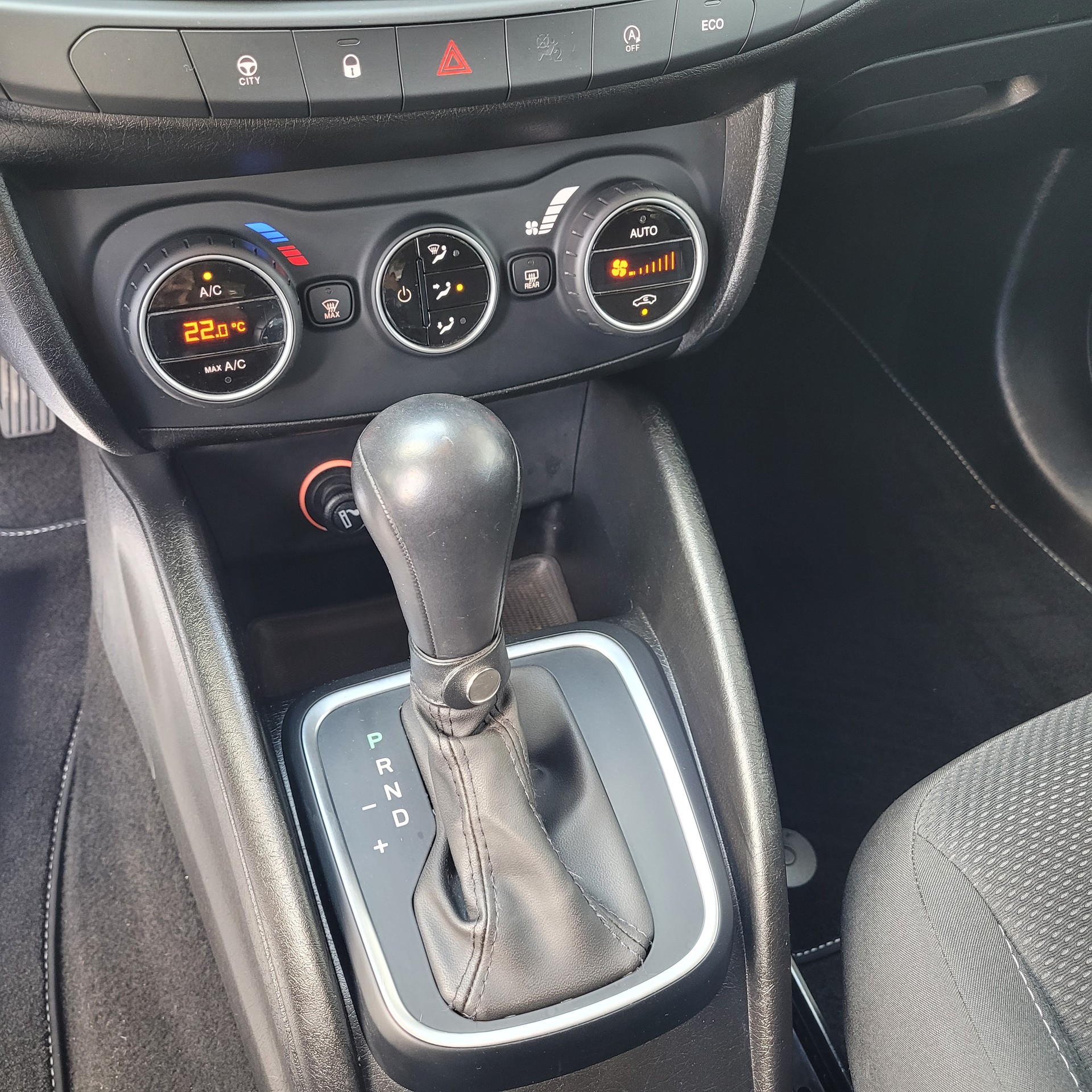 FIAT Tipo 1.6MJ Lounge DCT-6-image-9
