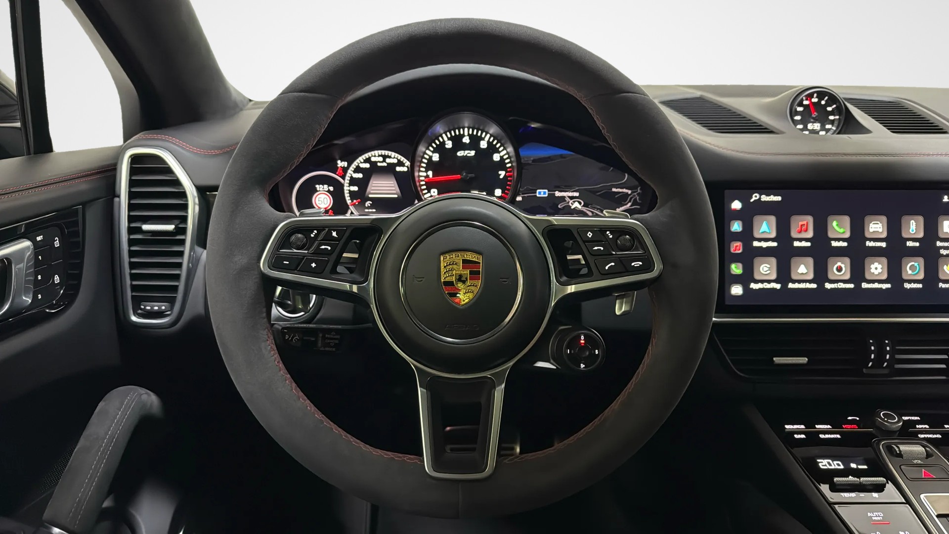 PORSCHE Cayenne GTS Coupé-image-18
