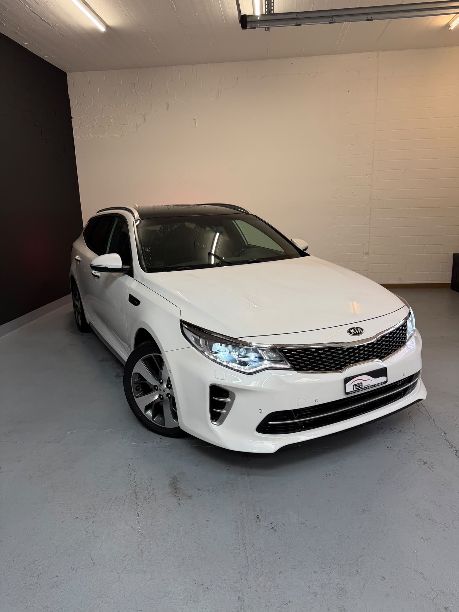 KIA Optima SW 1.7 CRDi Style GT Line DCT-image-0