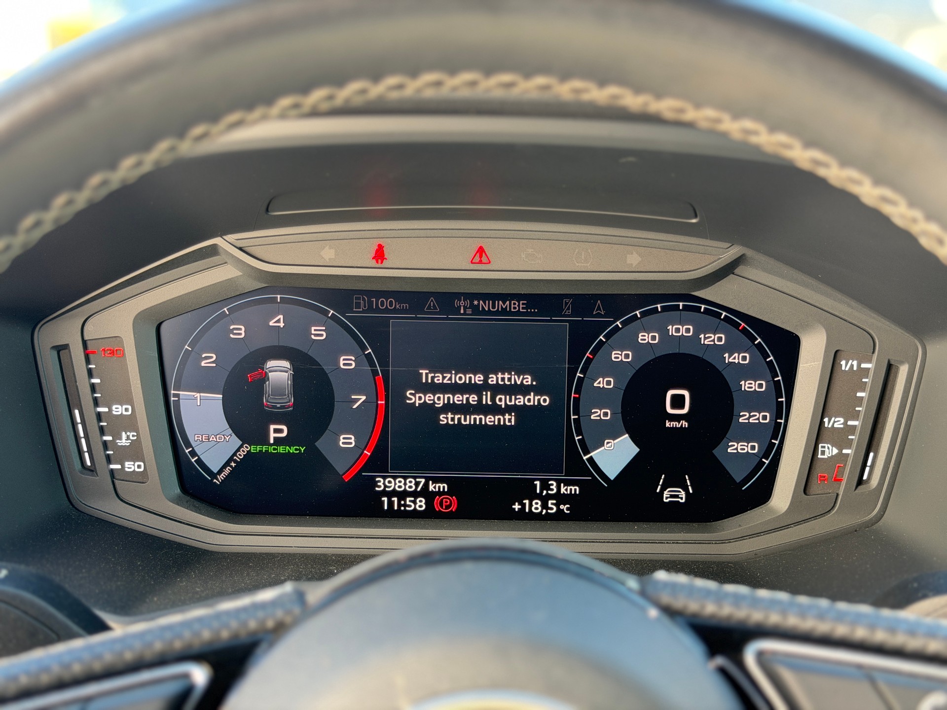 AUDI A1 Sportback 30 TFSI S Line Attraction S-tronic-image-9