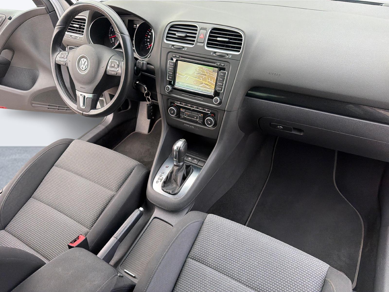 VW Golf VI 1.4 TSI 122 Team DSG-image-9