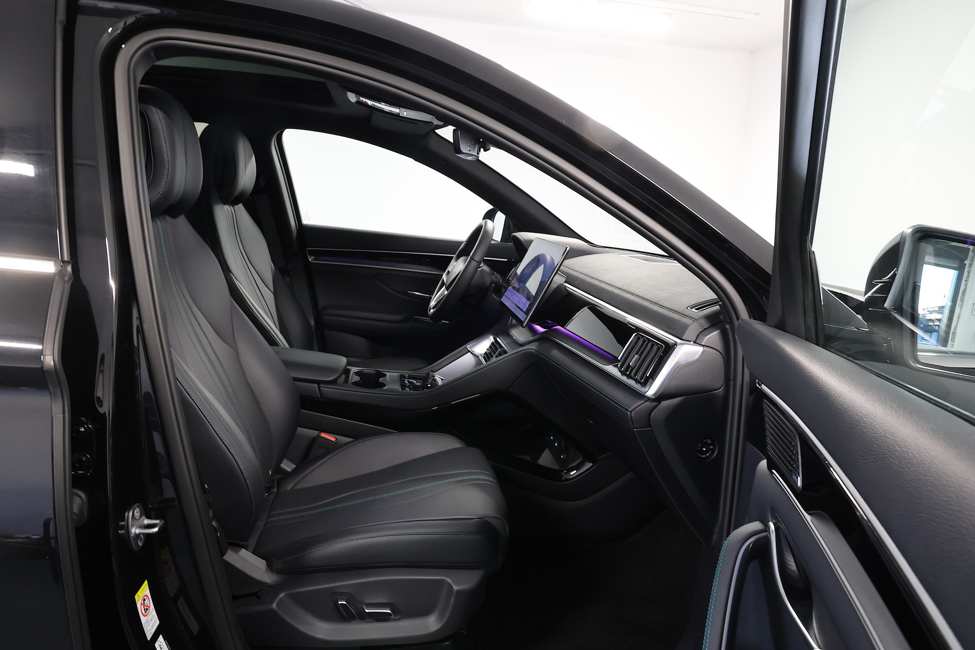 BYD Seal U DM-i Design AWD *CH-FAHRZEUG* *SOFORT VERFÜGBAR*-image-12