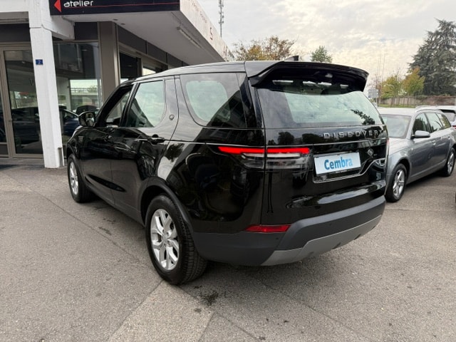 LAND ROVER Discovery 3.0 Si6 SE Automatic-image-4